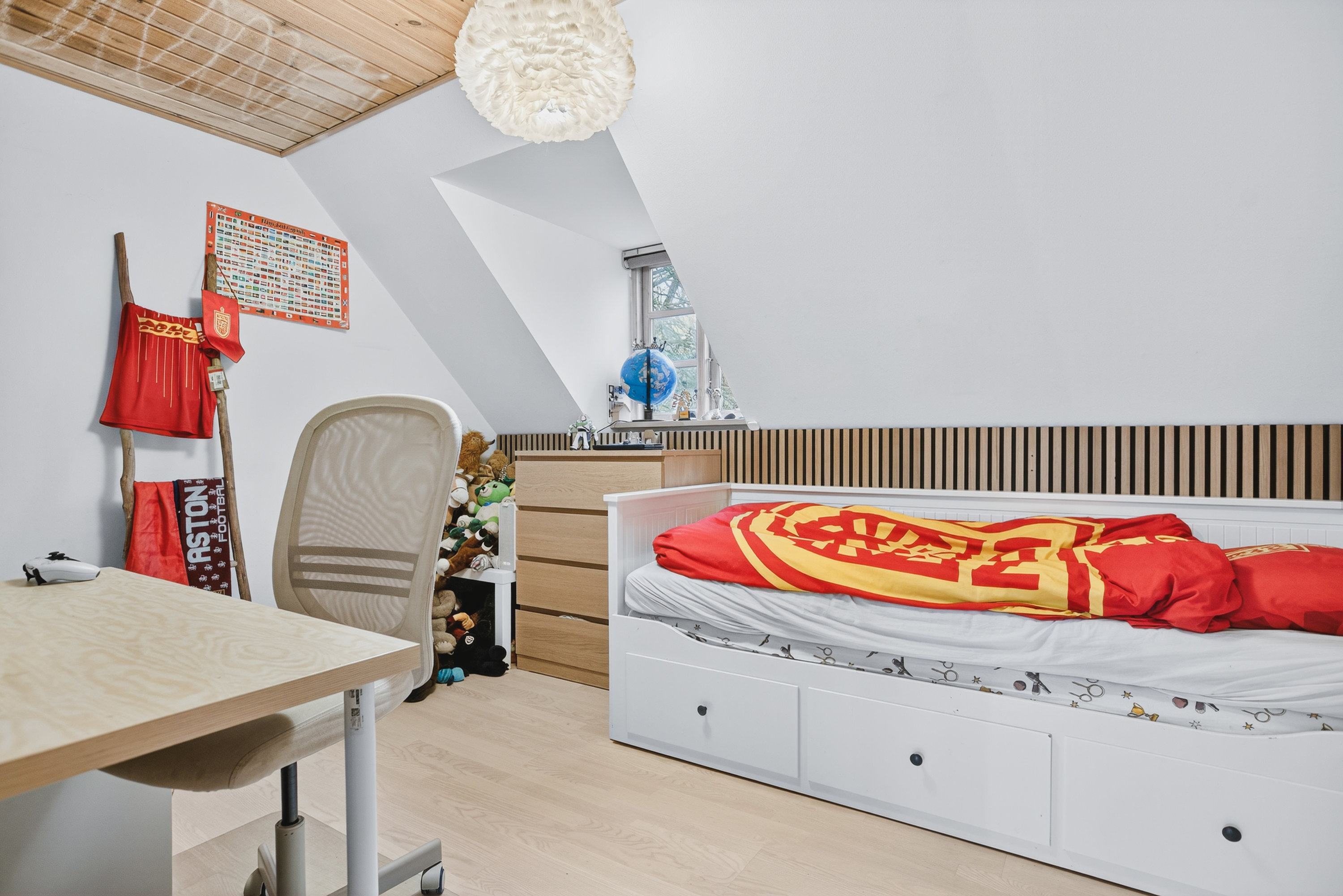 Fremhævet  billede i fuldskærmstilstand. Billede af Ballerupvej 74, 3500 Værløse