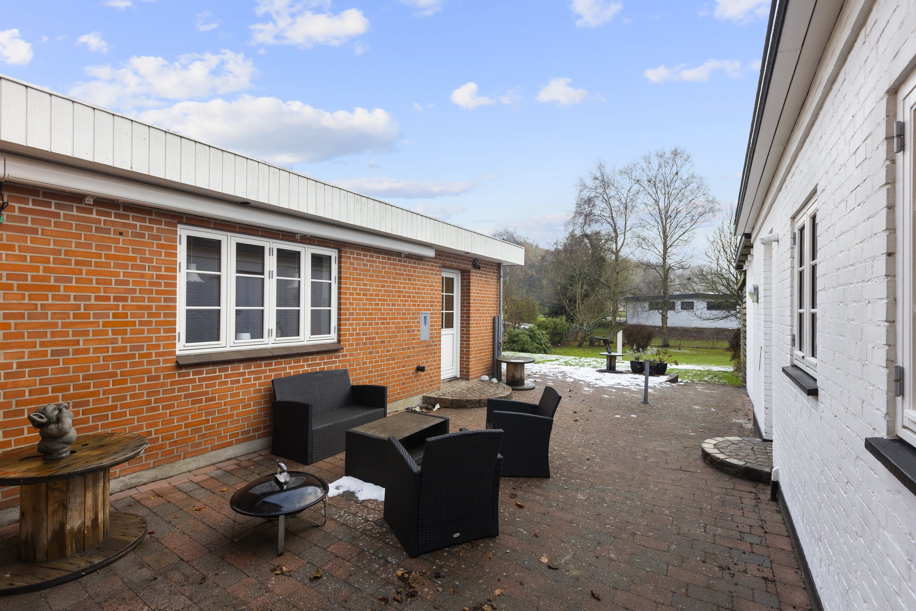 Fremhævet terrasse billede i fuldskærmstilstand. Billede af Hedeborydevej 12, 4293 Dianalund