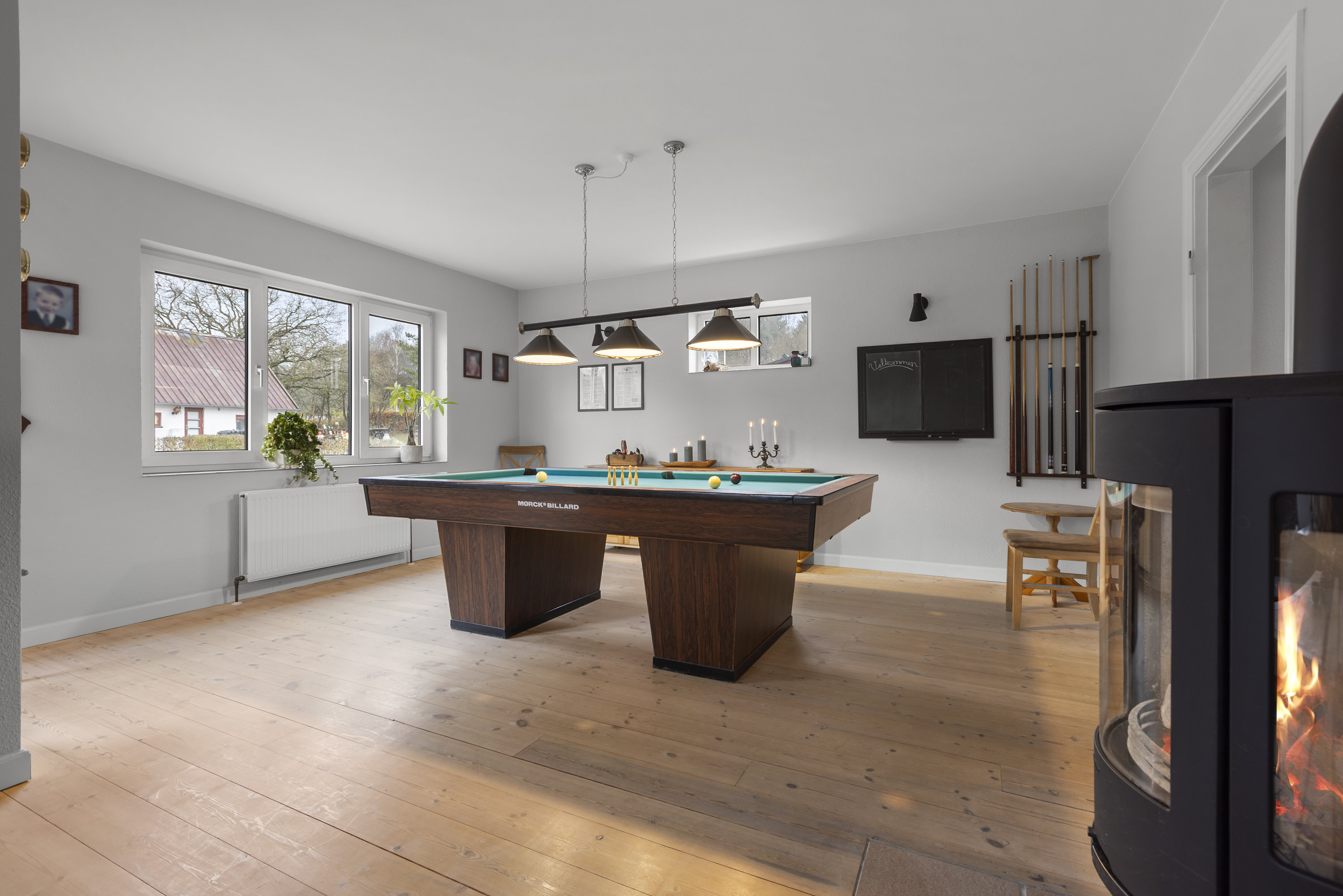 Miniaturebillede 1: stue. Billede af Hedeborydevej 12, 4293 Dianalund