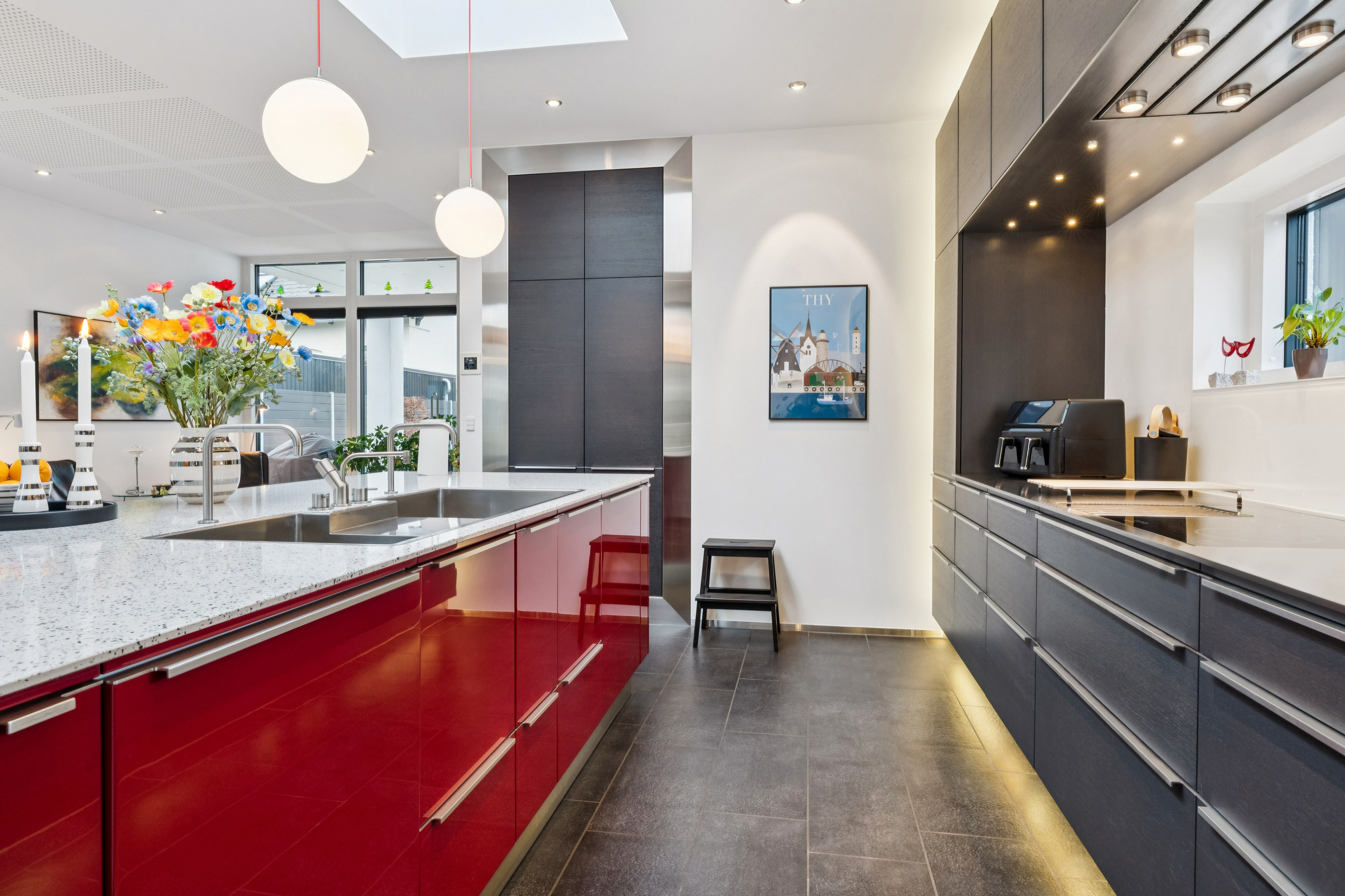 Fremhævet køkken billede i fuldskærmstilstand. Billede af Davids Alle 3, 9000 Aalborg