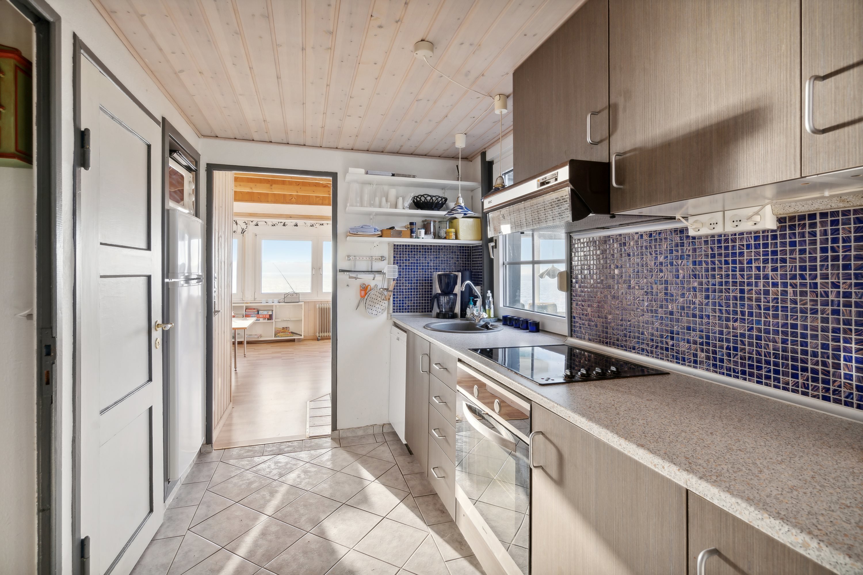 Miniaturebillede 1: køkken. Billede af Fjordvejen 24G, Kollund, 6340 Kruså