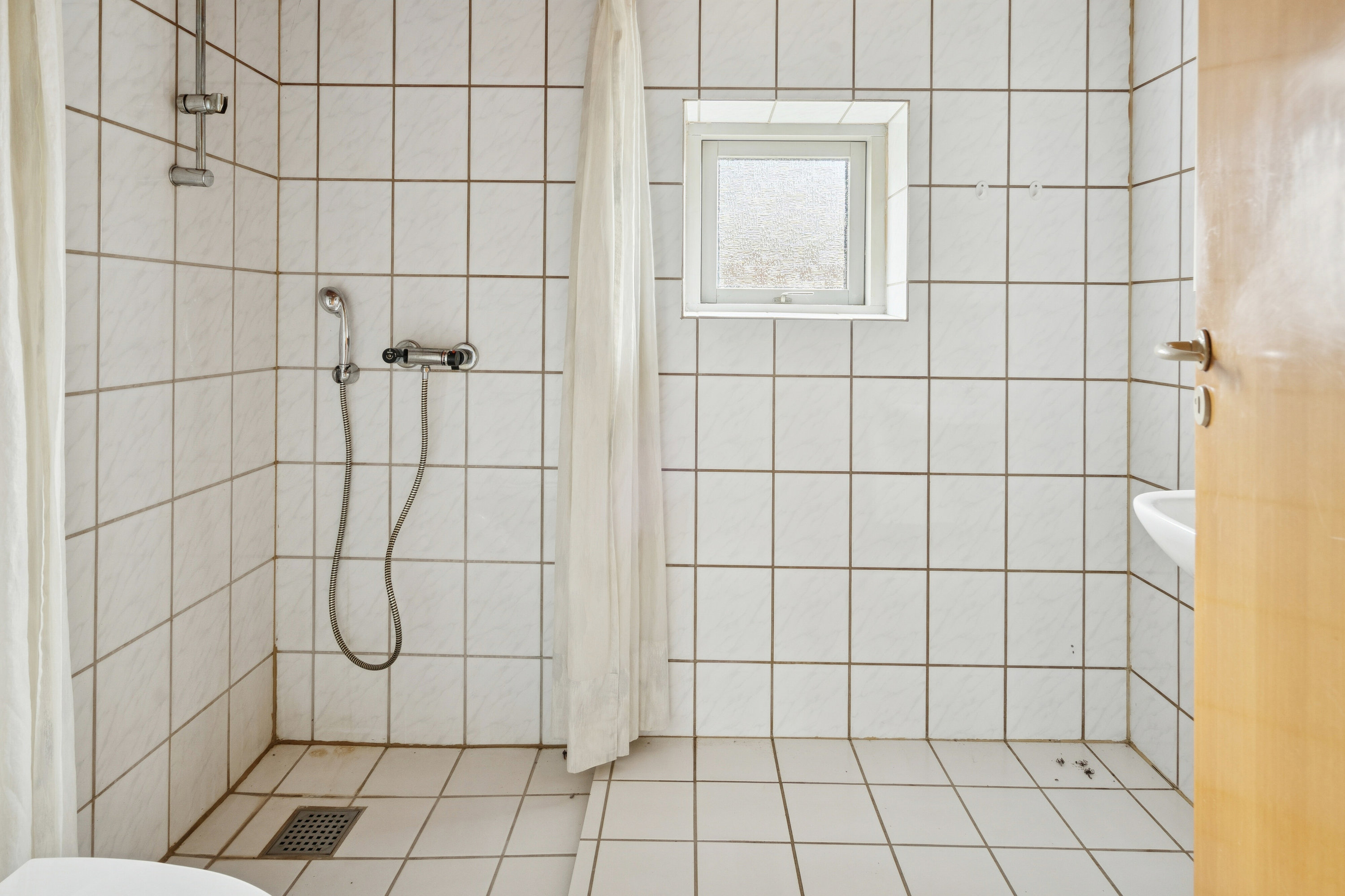 Fremhævet badeværelse billede i fuldskærmstilstand. Billede af Vestergade 18B, Frøslev, 6330 Padborg