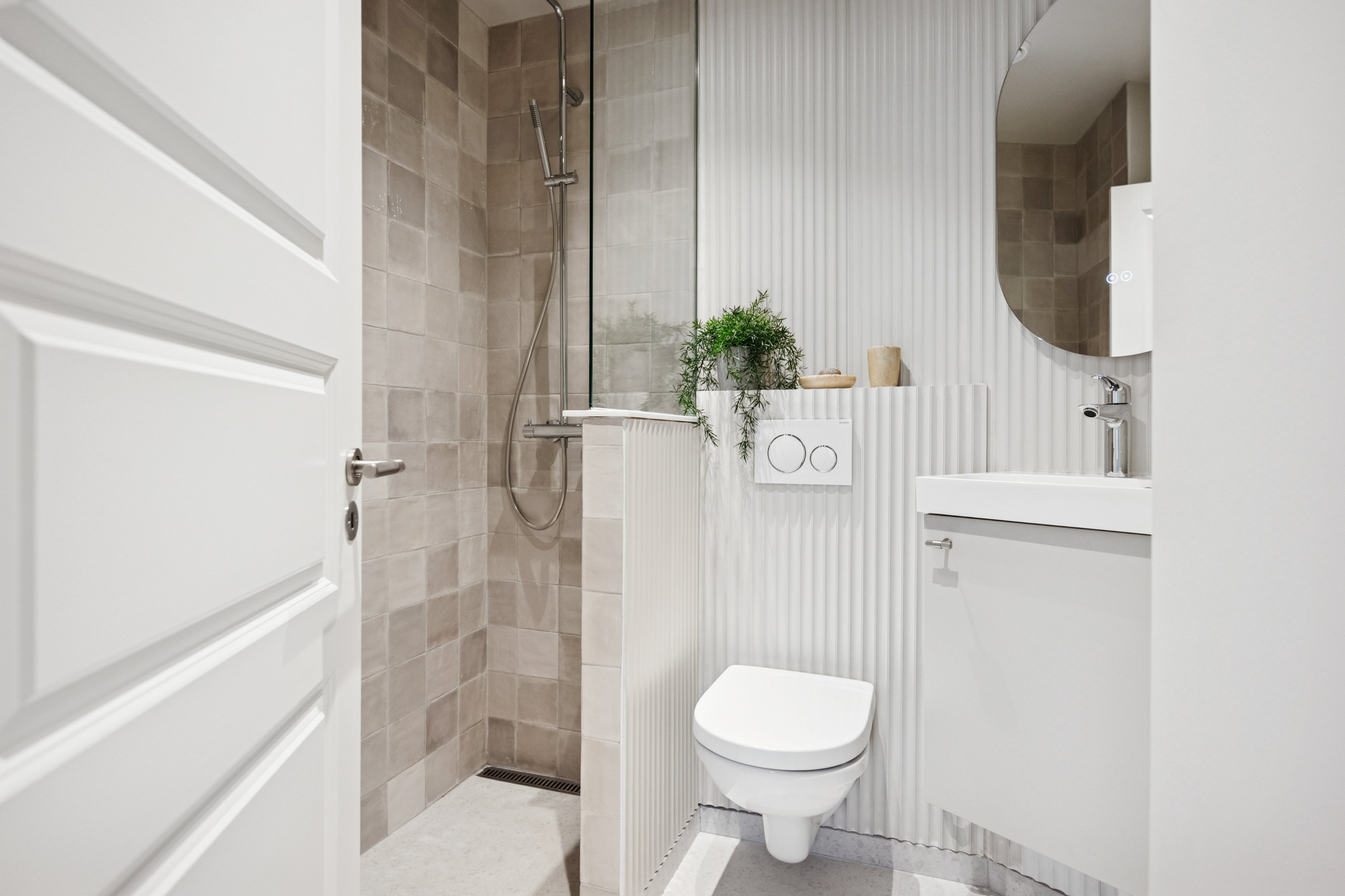 Fremhævet badeværelse billede i fuldskærmstilstand. Billede af Vesterbrogade 85, 5., 1620 København V