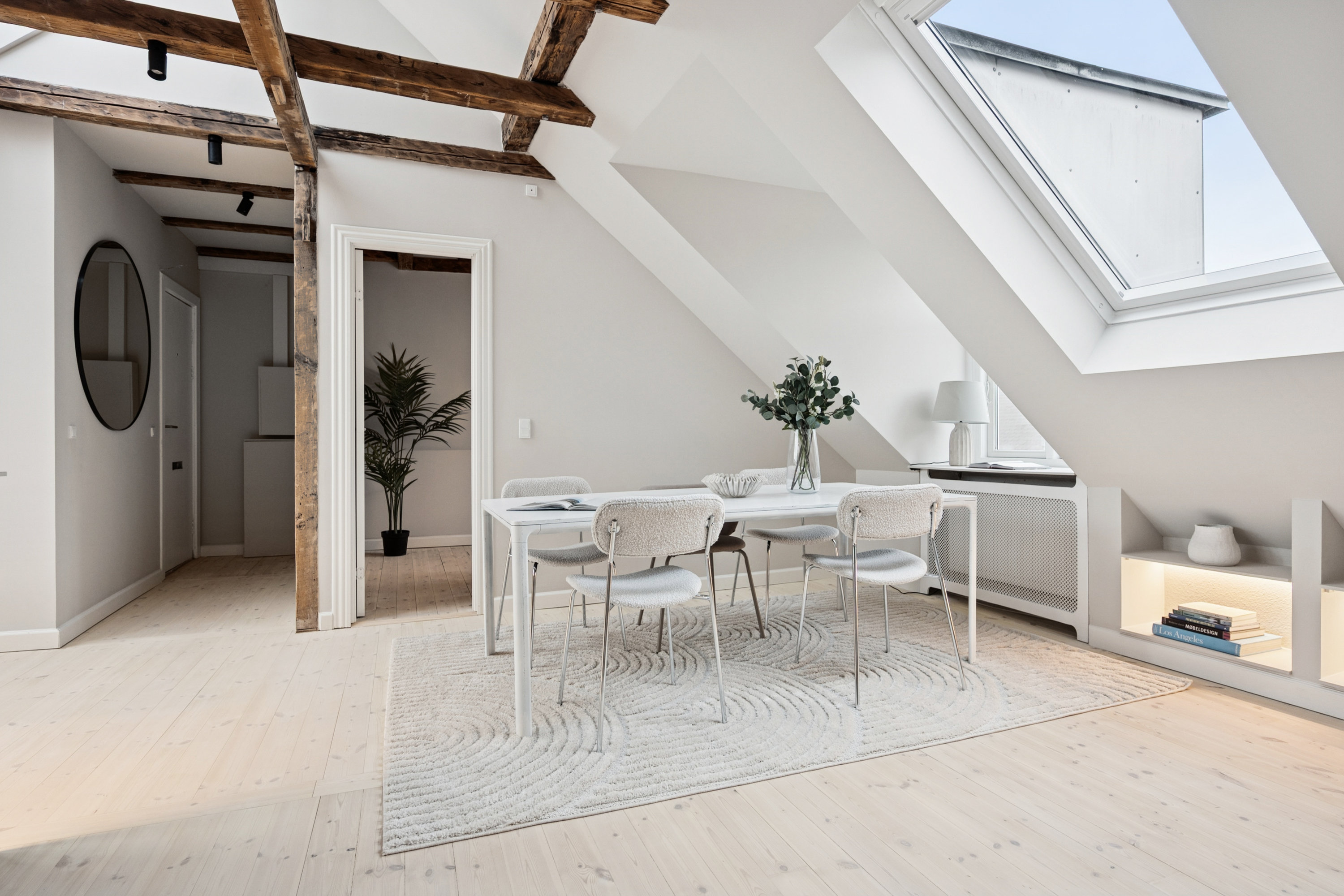 Fremhævet stue billede i fuldskærmstilstand. Billede af Vesterbrogade 85, 5., 1620 København V