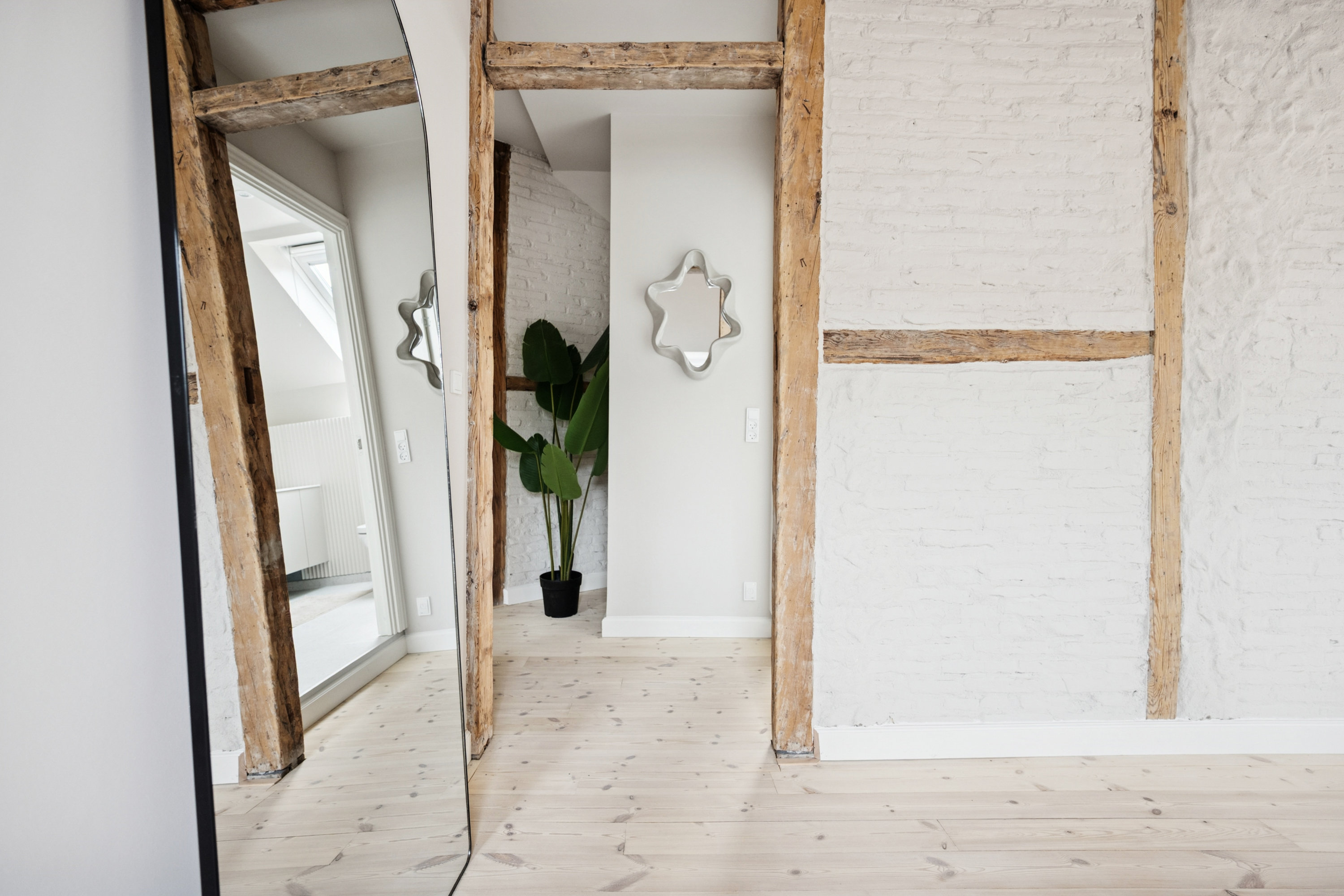 Fremhævet værelse billede i fuldskærmstilstand. Billede af Vesterbrogade 85, 5., 1620 København V