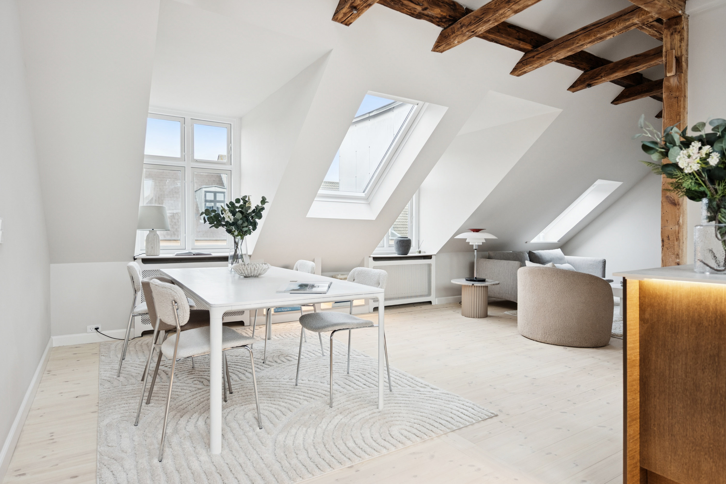 Fremhævet stue billede i fuldskærmstilstand. Billede af Vesterbrogade 85, 5., 1620 København V