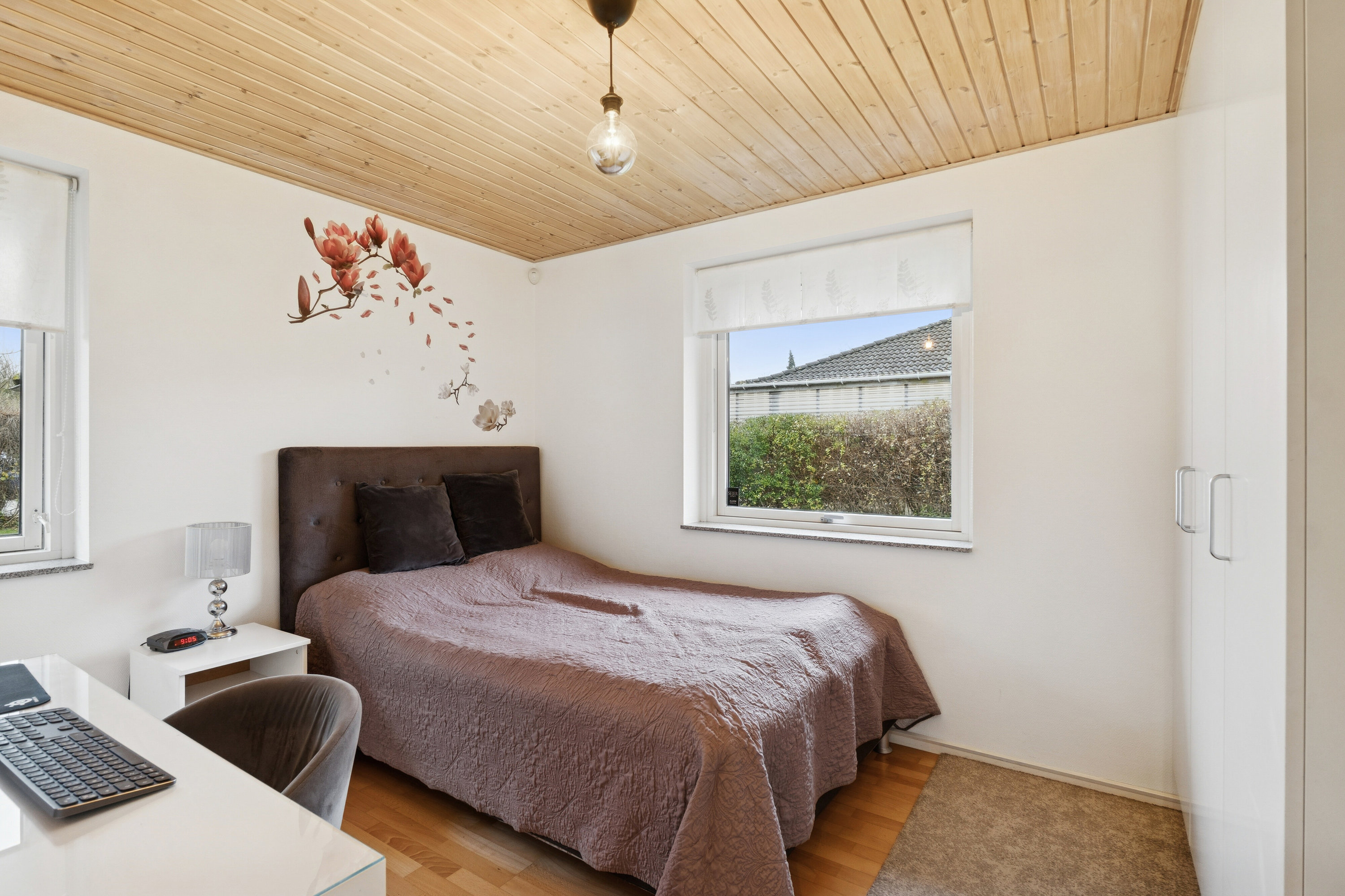 Fremhævet soveværelse billede i fuldskærmstilstand. Billede af Krogstens Alle 28, 2650 Hvidovre