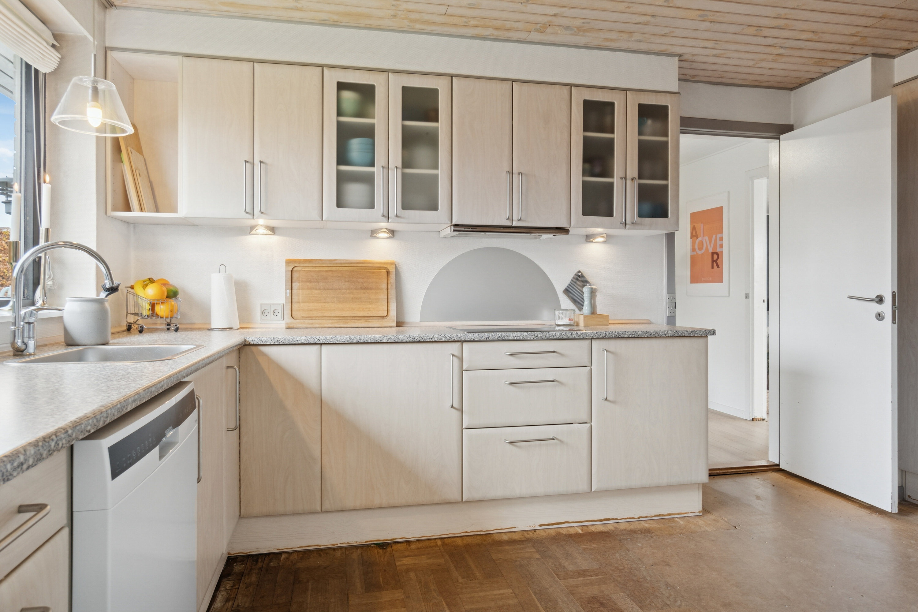 Fremhævet køkken billede i fuldskærmstilstand. Billede af Kirkevej 7, 4250 Fuglebjerg