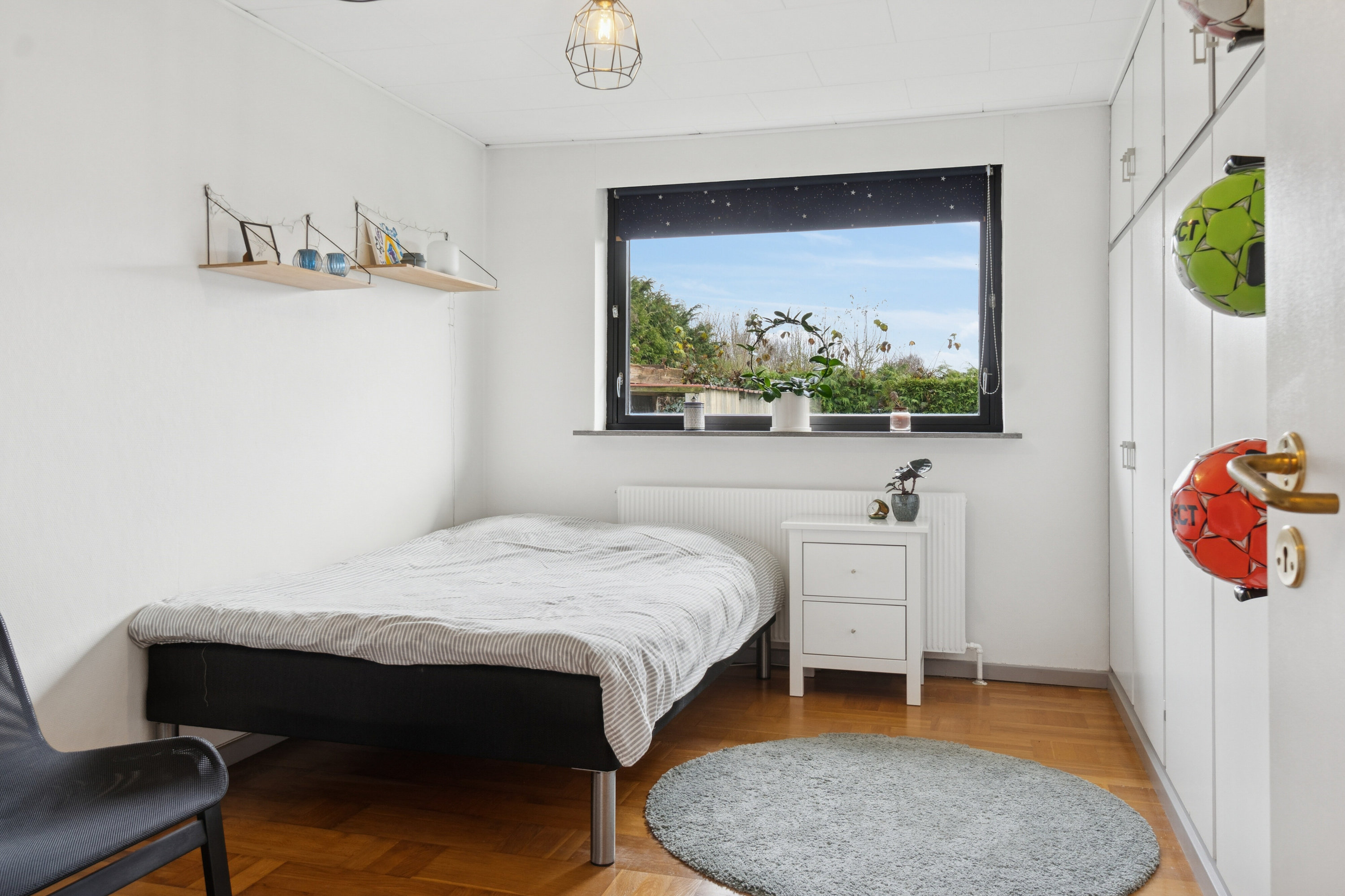 Fremhævet soveværelse billede i fuldskærmstilstand. Billede af Kirkevej 7, 4250 Fuglebjerg