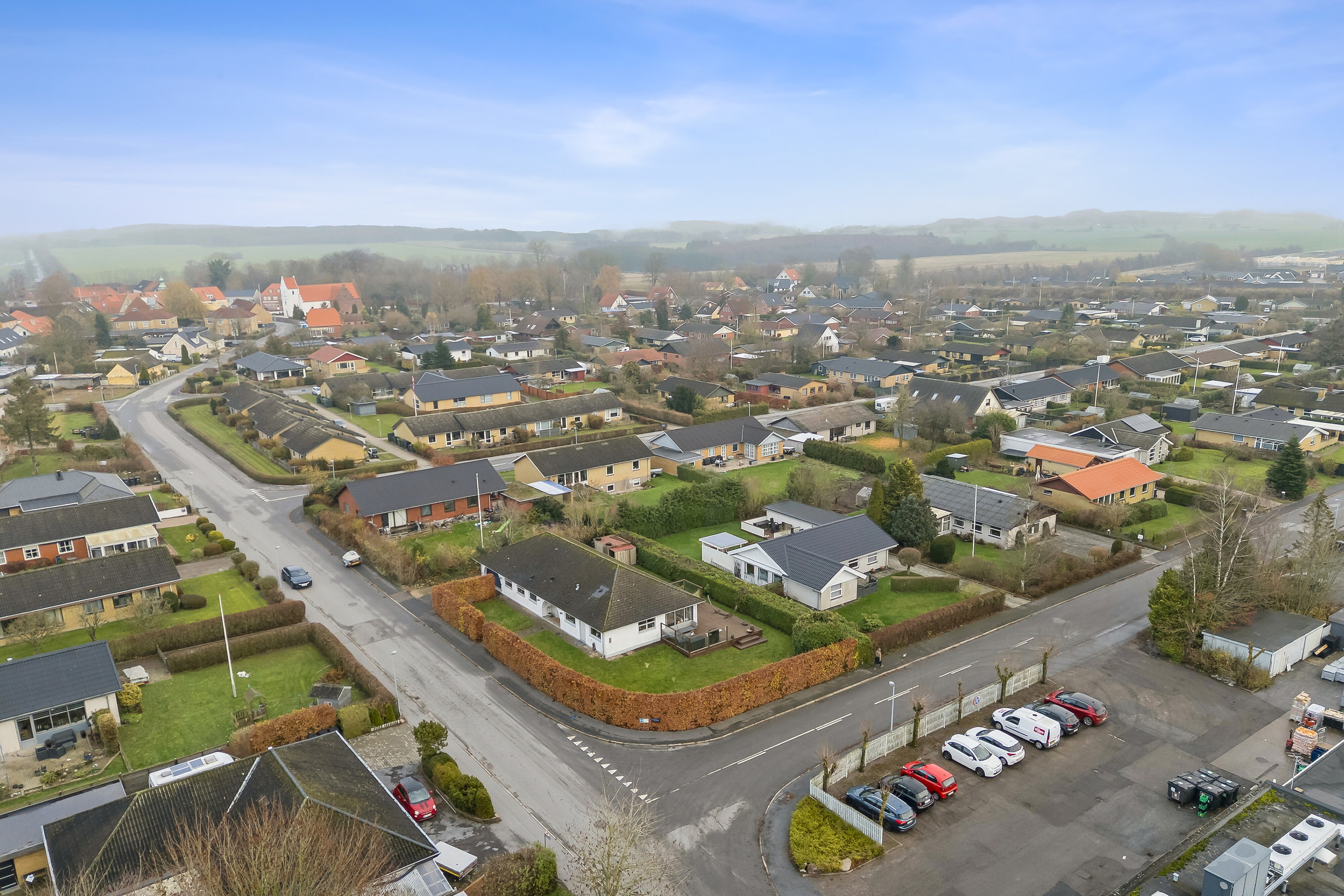 Fremhævet luftfoto billede i fuldskærmstilstand. Billede af Kirkevej 7, 4250 Fuglebjerg