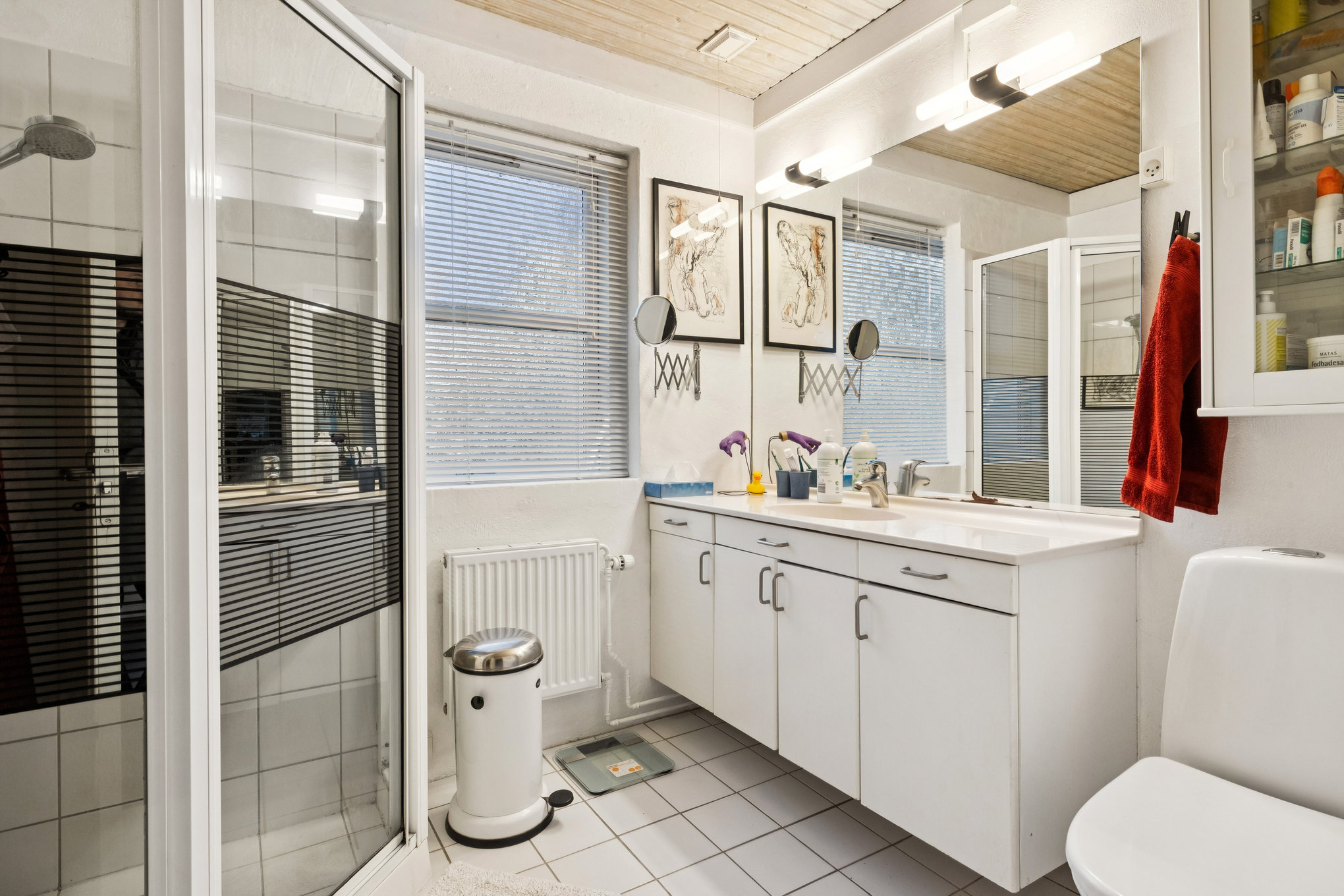 Fremhævet badeværelse billede i fuldskærmstilstand. Billede af Parkvej 7C, 8920 Randers NV