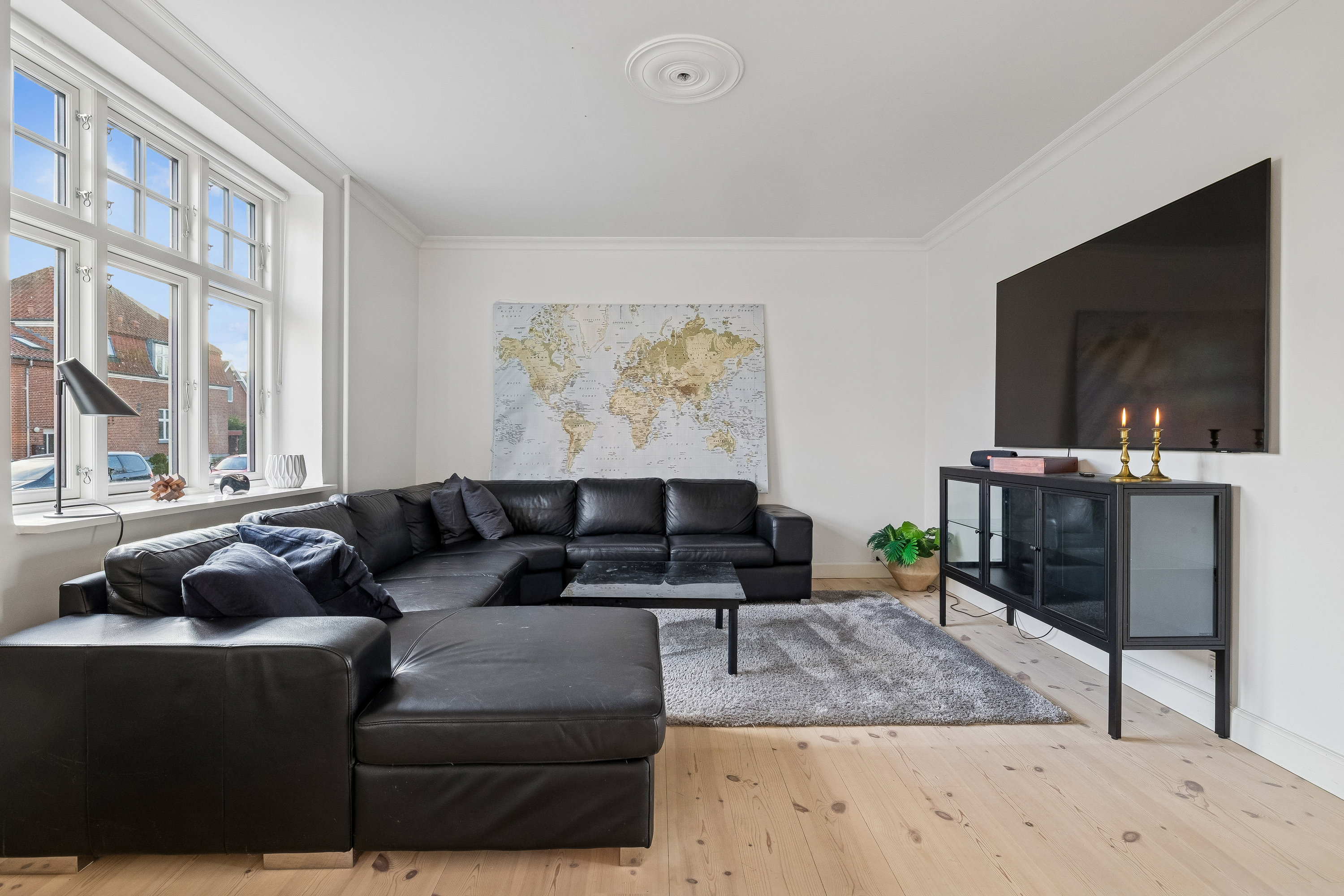 Fremhævet stue billede i fuldskærmstilstand. Billede af Rådmands Boulevard 14, 8900 Randers C