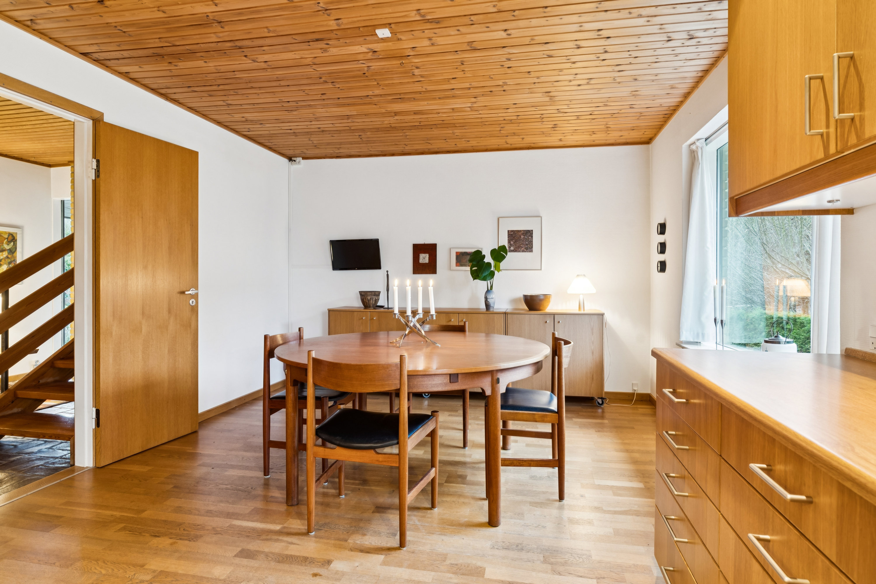 Fremhævet spisestue billede i fuldskærmstilstand. Billede af Skovkilden 10, 2880 Bagsværd