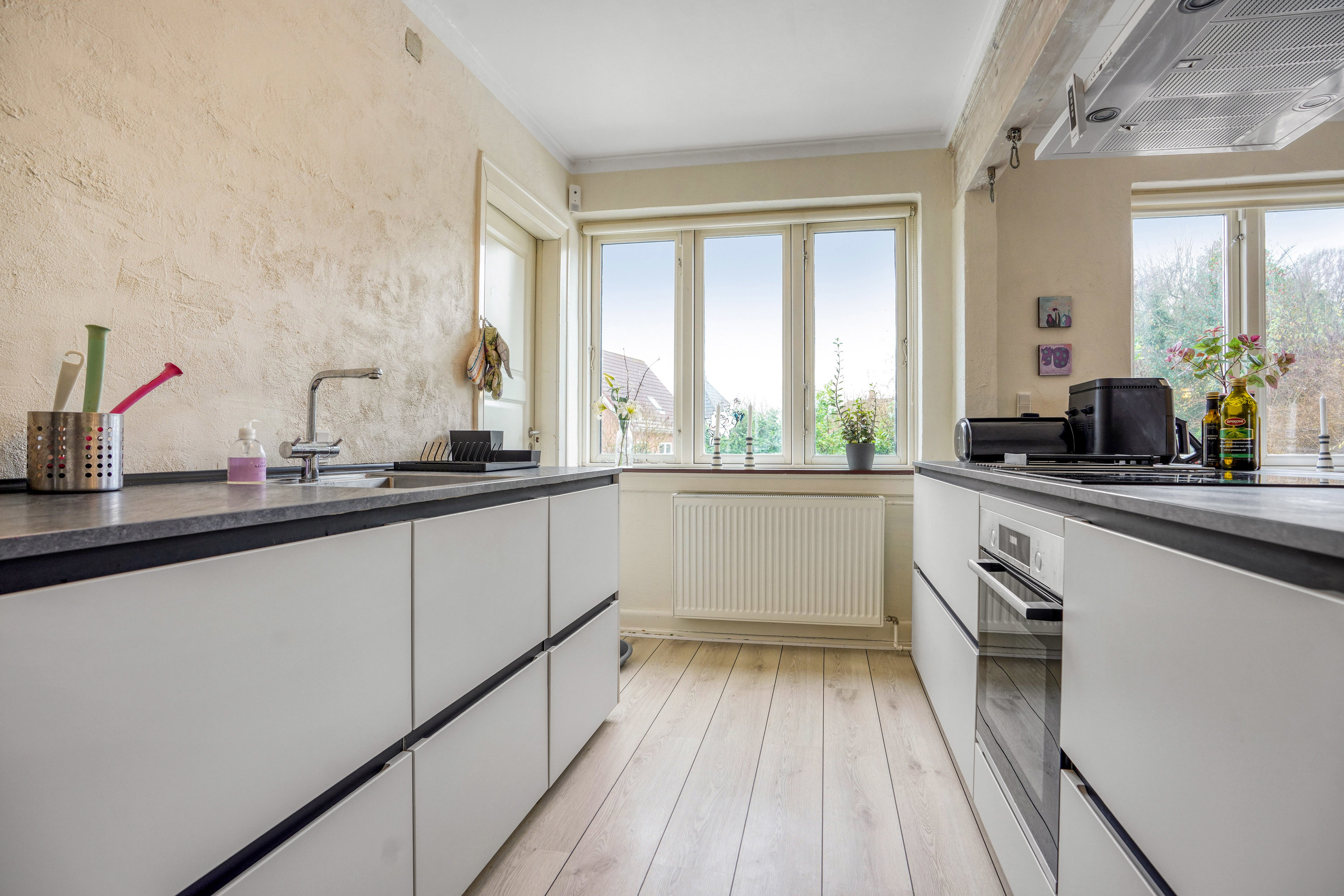 Fremhævet køkken billede i fuldskærmstilstand. Billede af Bannervej 23, Tommerup St, 5690 Tommerup