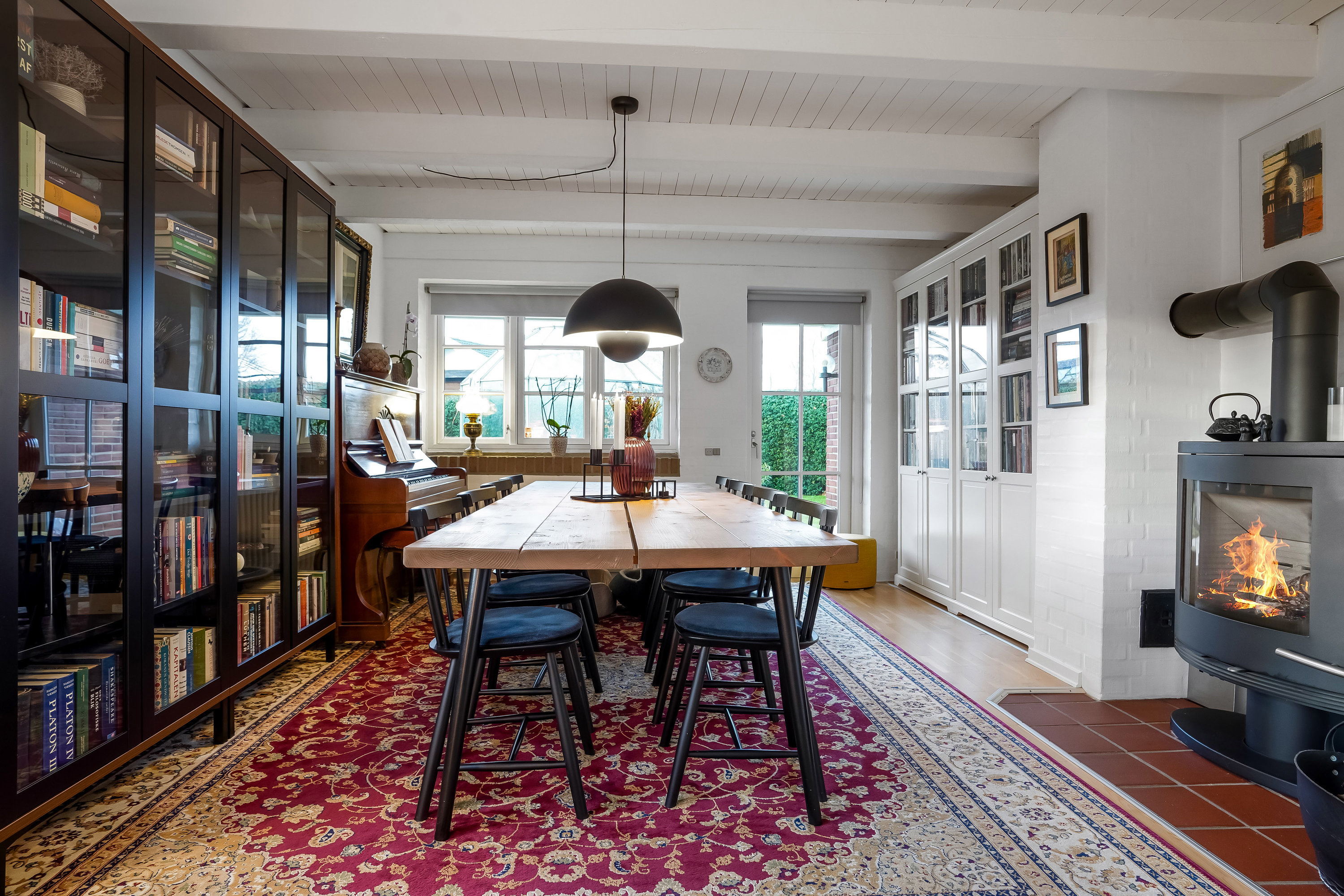 Fremhævet stue billede i fuldskærmstilstand. Billede af Lille Tornbjerg Vej 129, Tornbjerg, 5220 Odense SØ