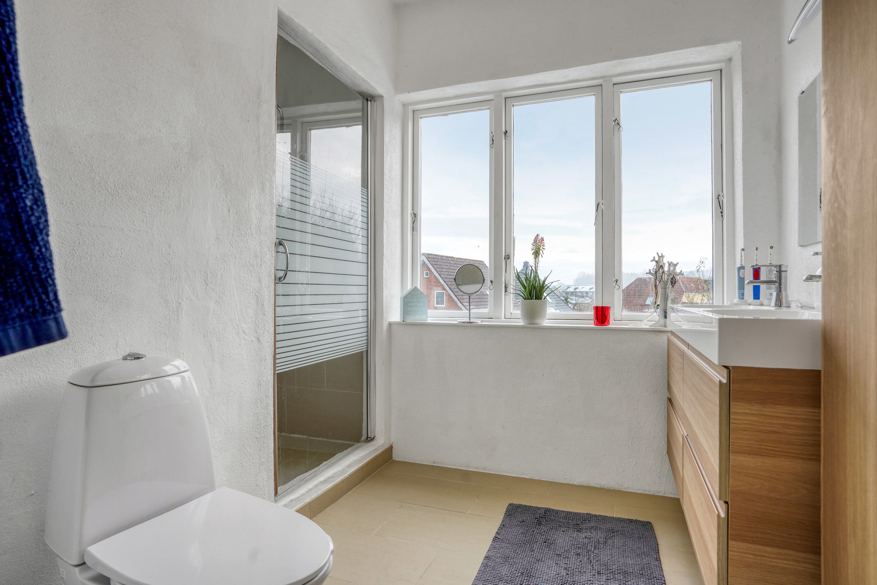 Fremhævet badeværelse billede i fuldskærmstilstand. Billede af Bannervej 23, Tommerup St, 5690 Tommerup