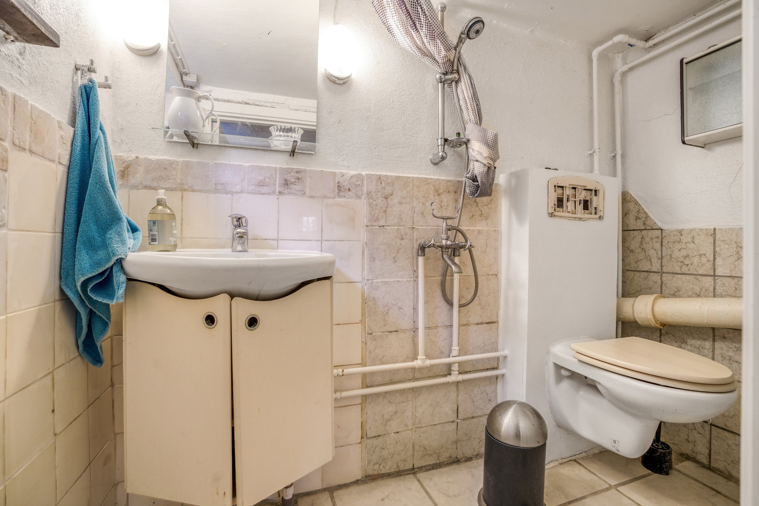 Fremhævet badeværelse billede i fuldskærmstilstand. Billede af Bannervej 23, Tommerup St, 5690 Tommerup