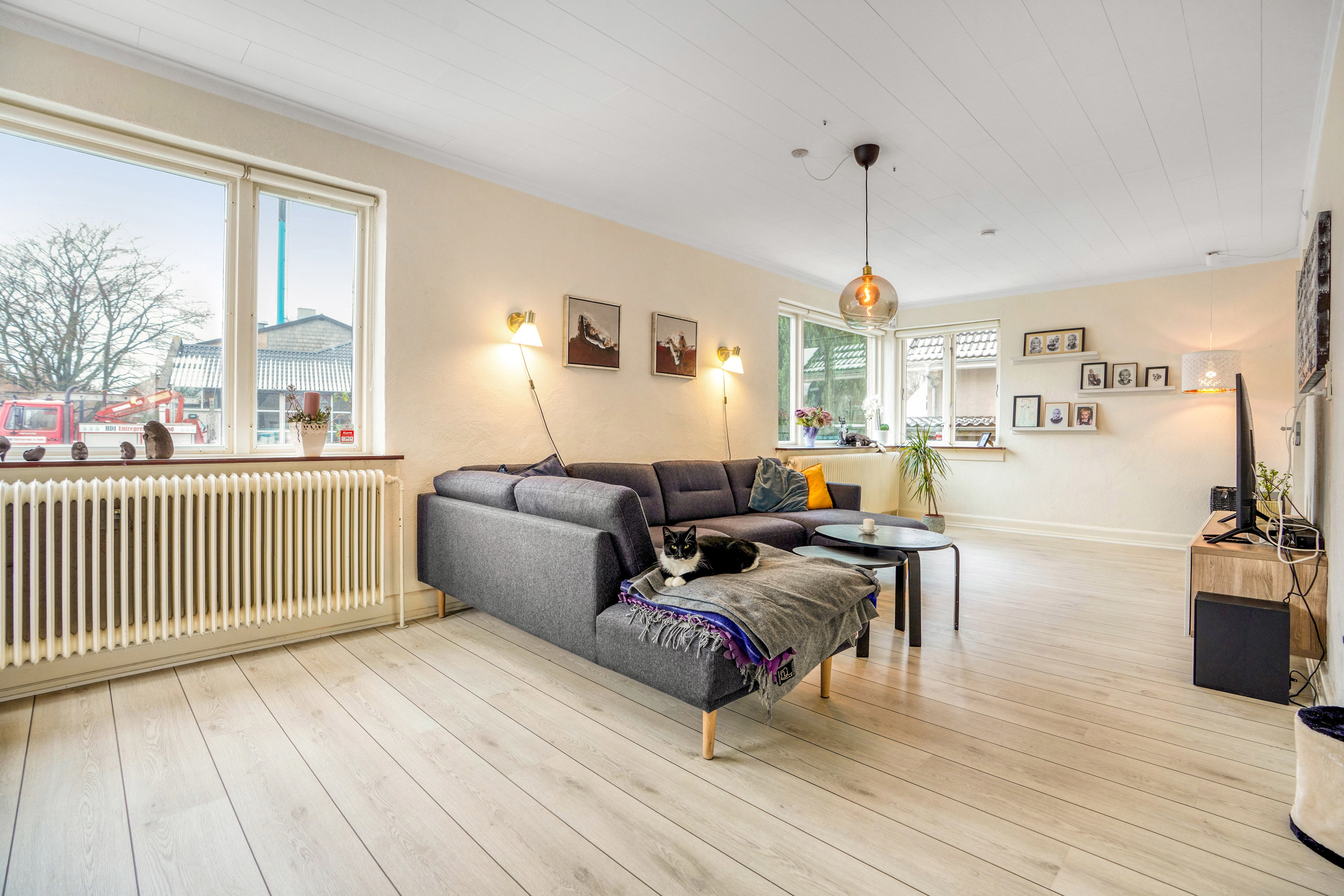 Fremhævet stue billede i fuldskærmstilstand. Billede af Bannervej 23, Tommerup St, 5690 Tommerup