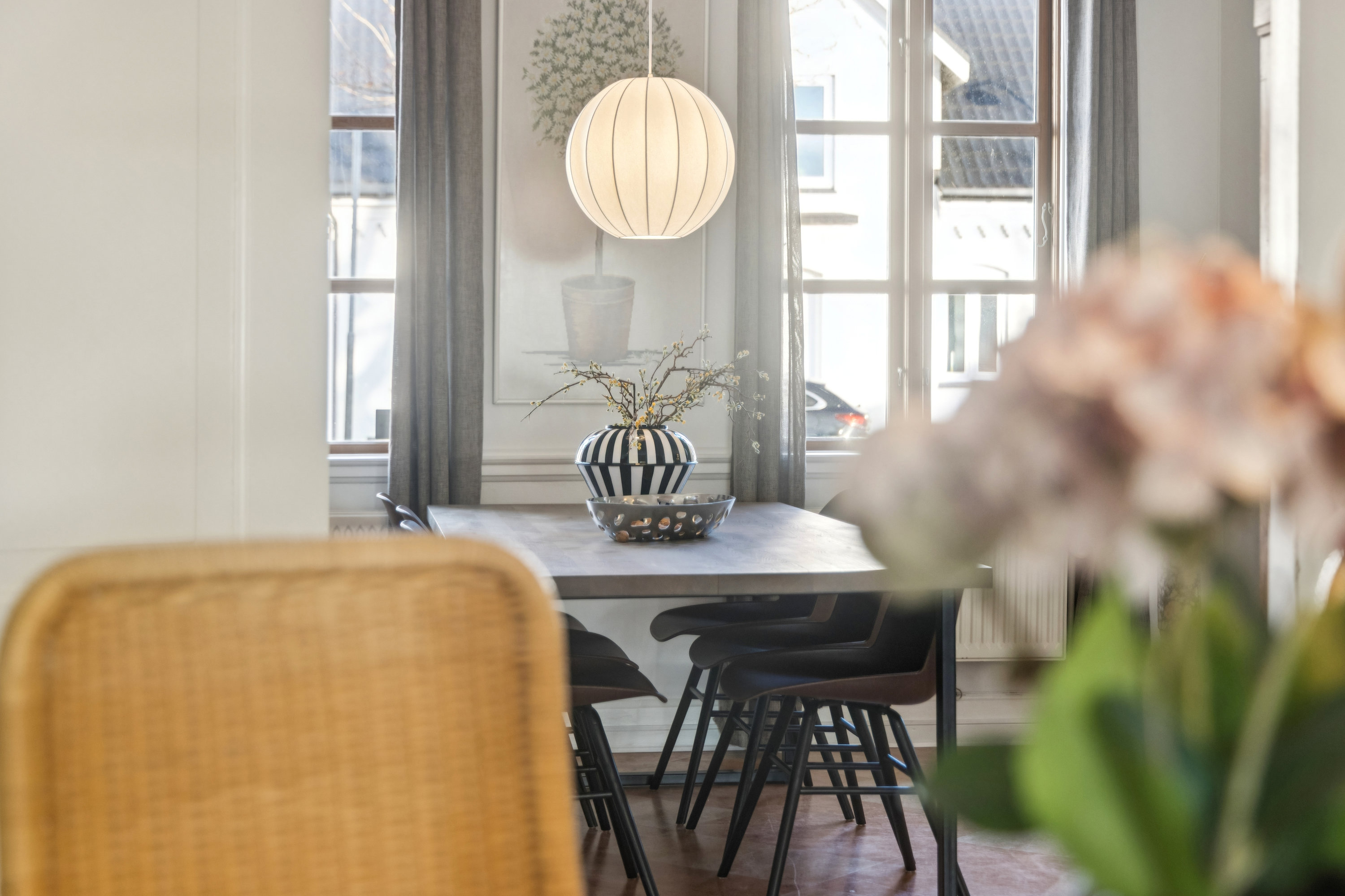 Fremhævet stue billede i fuldskærmstilstand. Billede af Thistedvej 34, 9400 Nørresundby