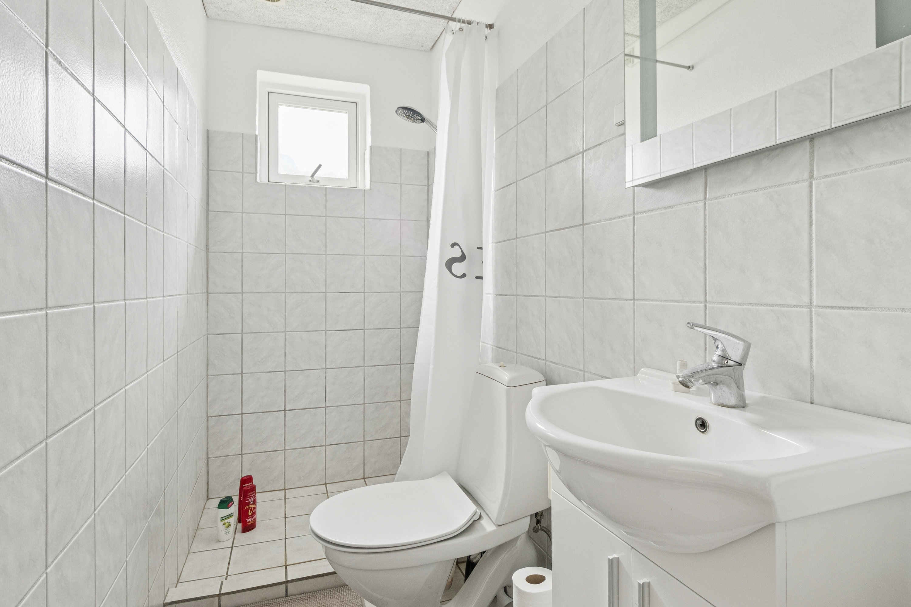 Fremhævet badeværelse billede i fuldskærmstilstand. Billede af Ydbyvej 180, 7760 Hurup Thy