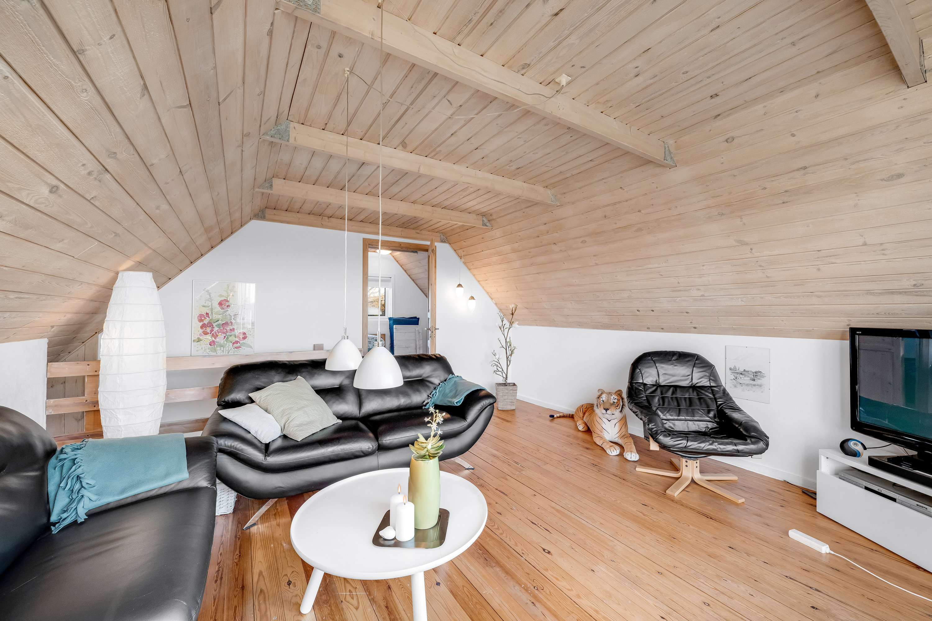 Fremhævet stue billede i fuldskærmstilstand. Billede af Sivvænget 25, Stauning, 6900 Skjern