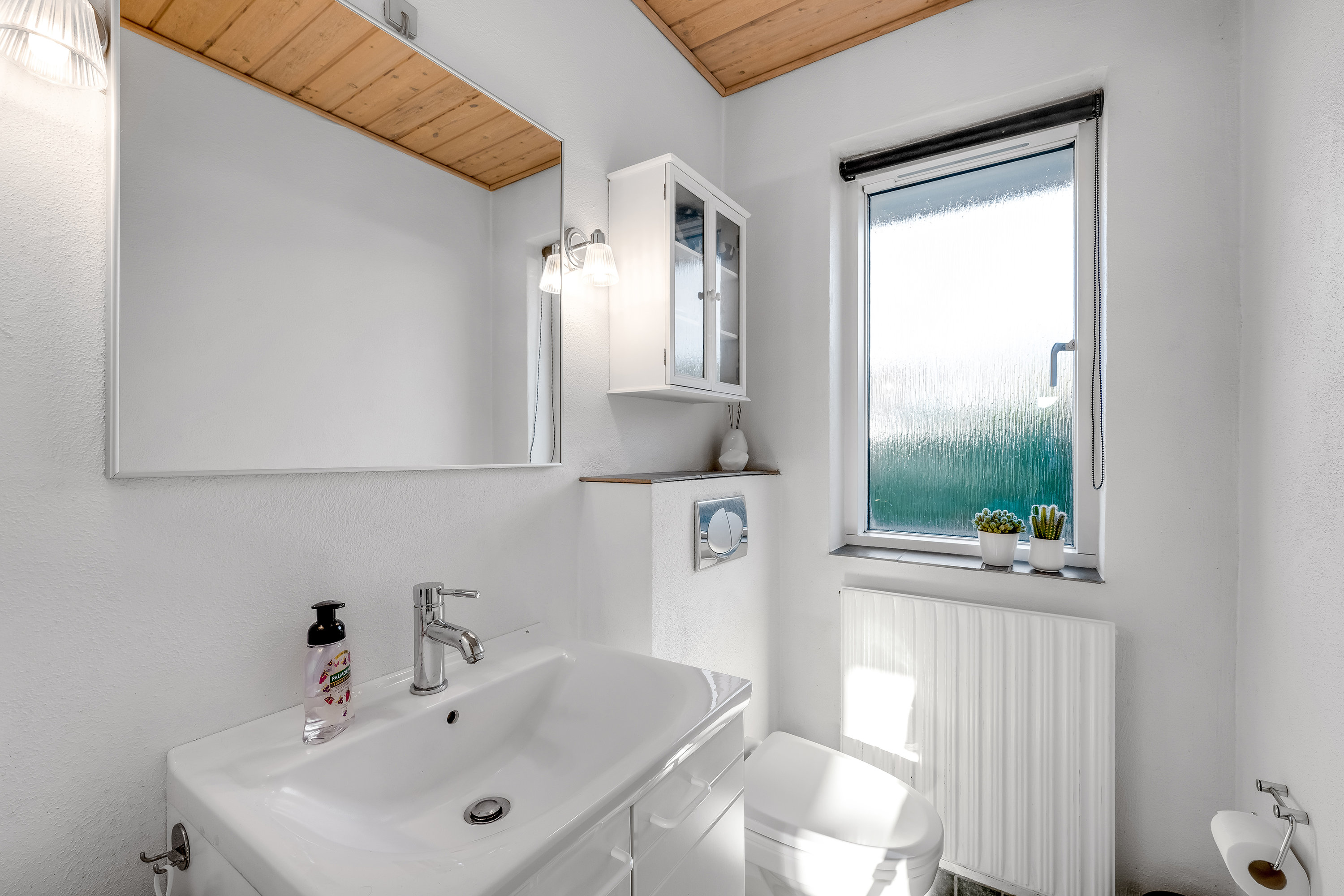 Fremhævet badeværelse billede i fuldskærmstilstand. Billede af Mågevej 7, 6900 Skjern