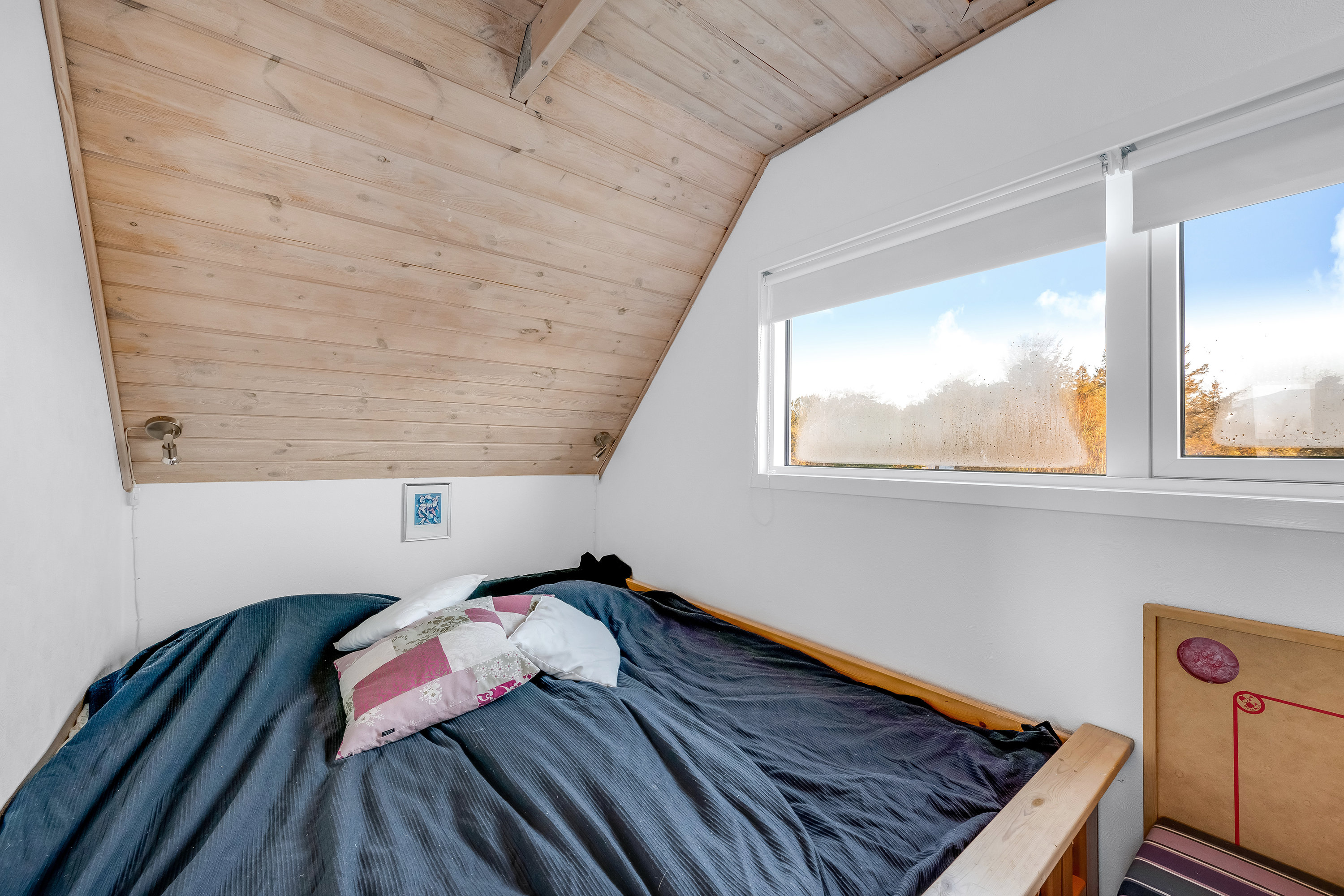 Fremhævet soveværelse billede i fuldskærmstilstand. Billede af Sivvænget 25, Stauning, 6900 Skjern