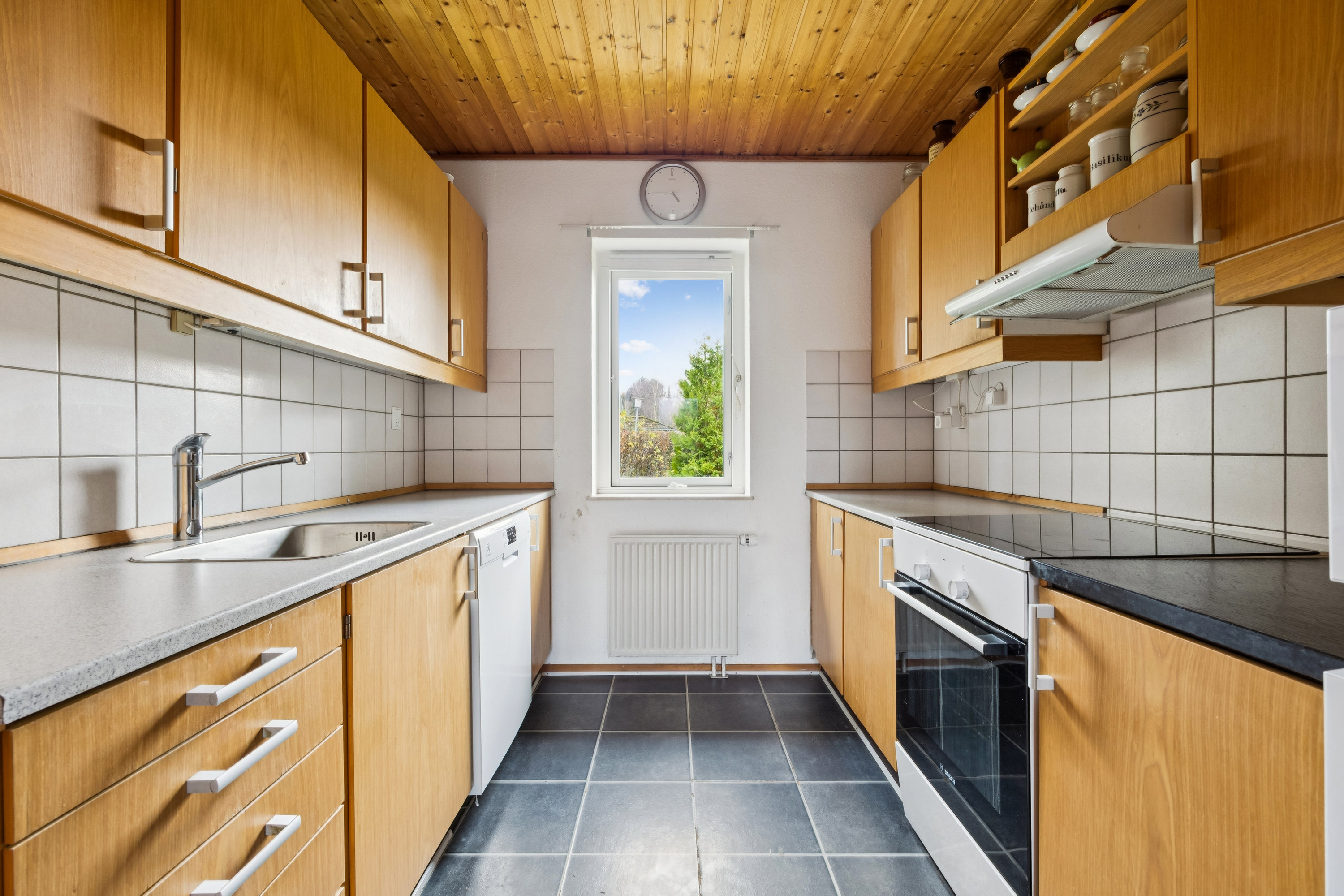 Fremhævet køkken billede i fuldskærmstilstand. Billede af Tofteleddet 43, 4672 Klippinge