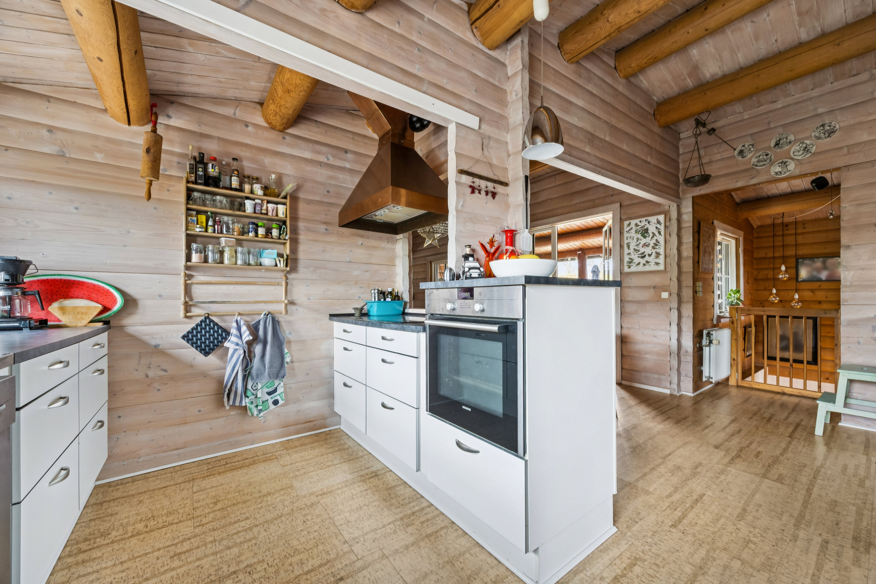 Fremhævet køkken billede i fuldskærmstilstand. Billede af Vemmedrupvej 229, Vemmedrup, 4632 Bjæverskov