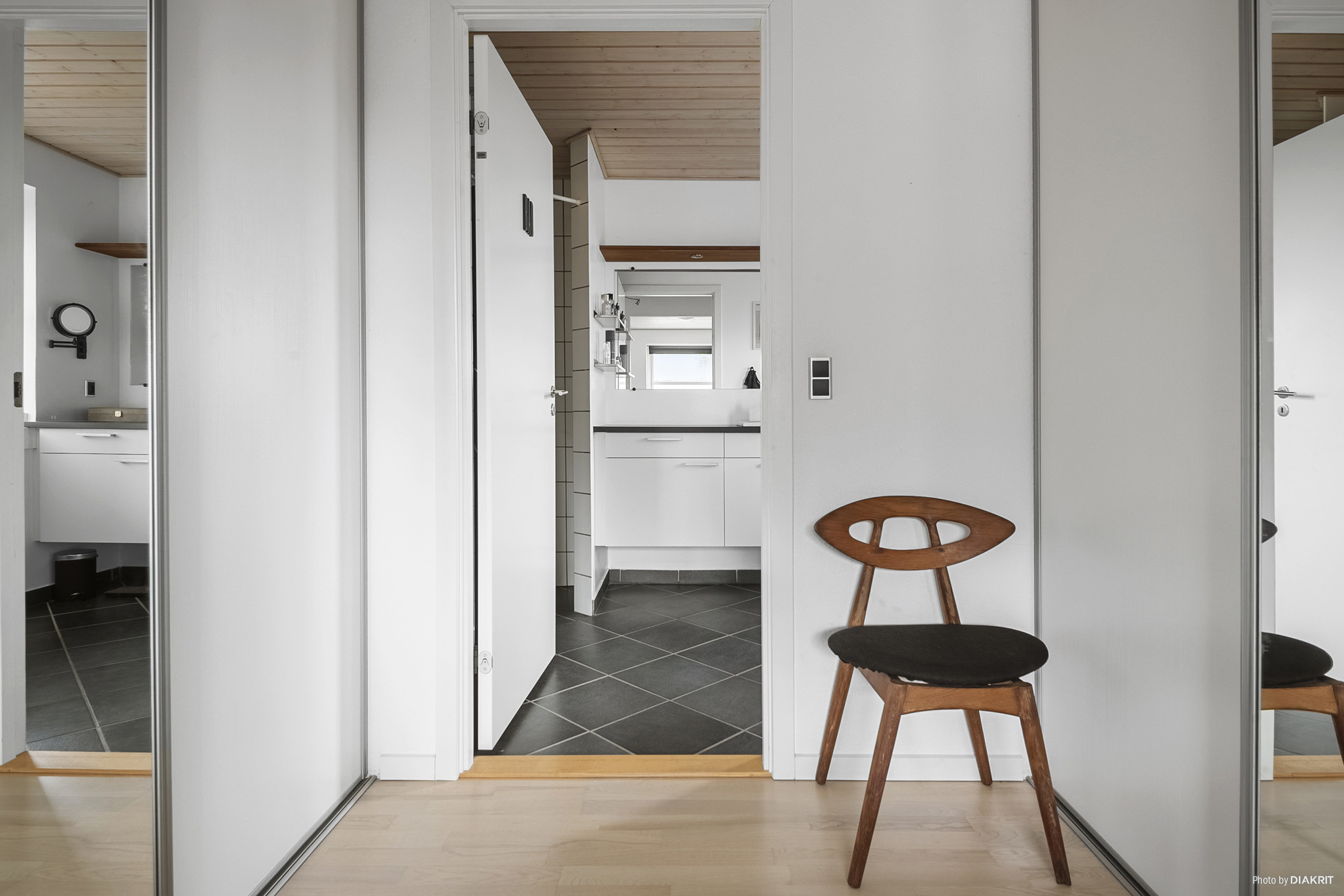 Fremhævet entré billede i fuldskærmstilstand. Billede af Espelunden 30, Hou, 8300 Odder