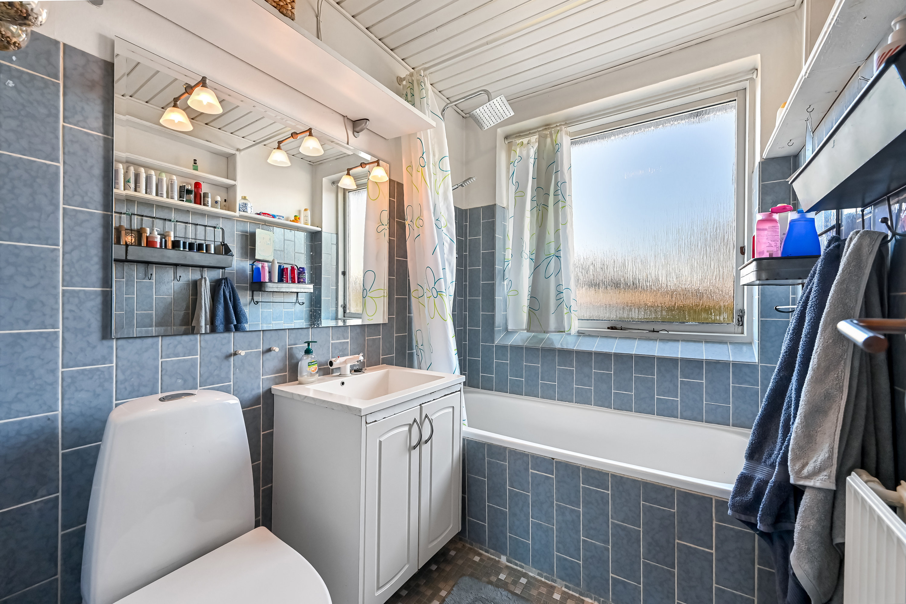 Fremhævet badeværelse billede i fuldskærmstilstand. Billede af Ålholmvej 104, Tjørring, 7400 Herning