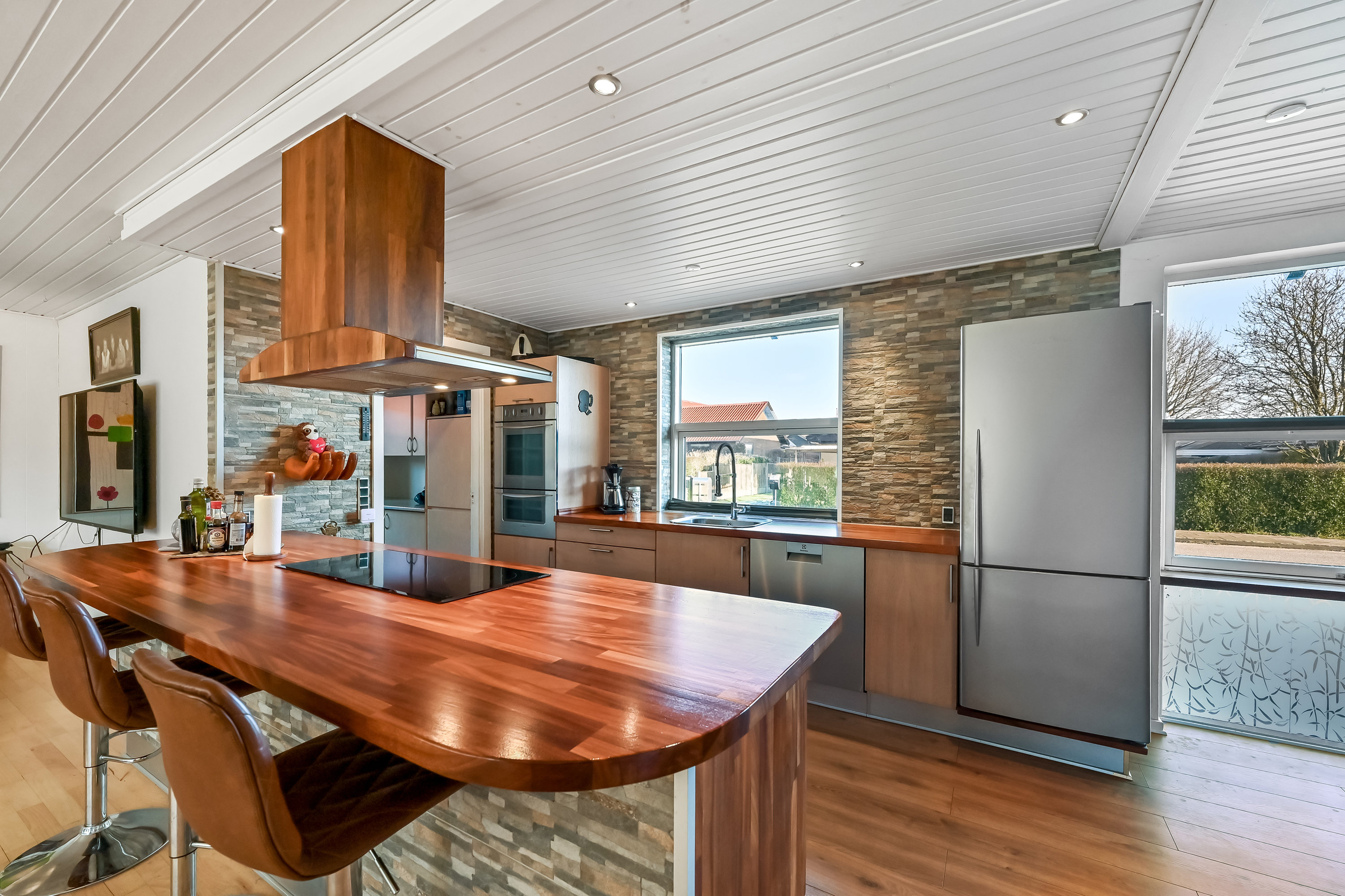 Fremhævet køkken billede i fuldskærmstilstand. Billede af Ålholmvej 104, Tjørring, 7400 Herning