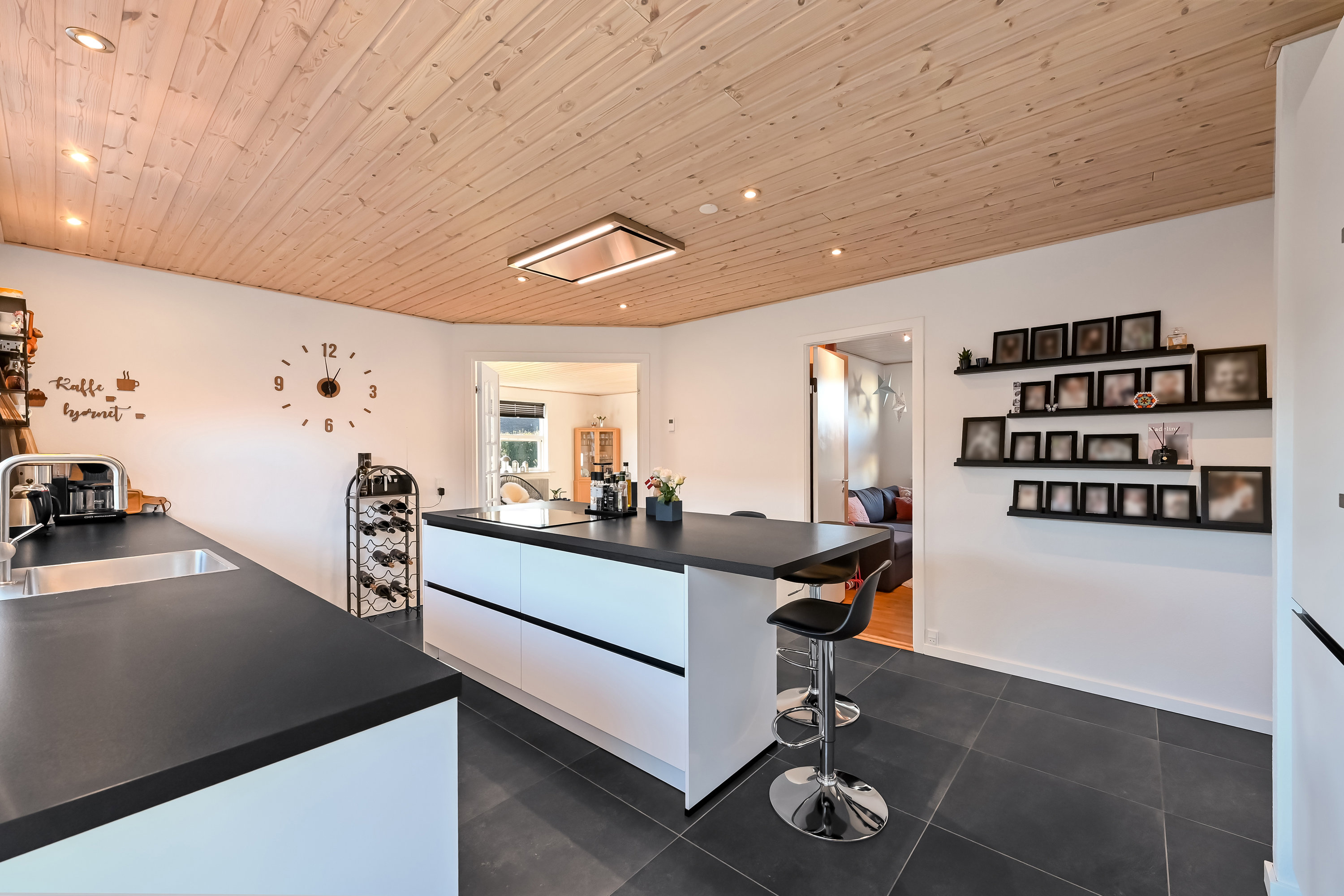 Fremhævet køkken alrum billede i fuldskærmstilstand. Billede af Kløvervænget 7, Snejbjerg, 7400 Herning