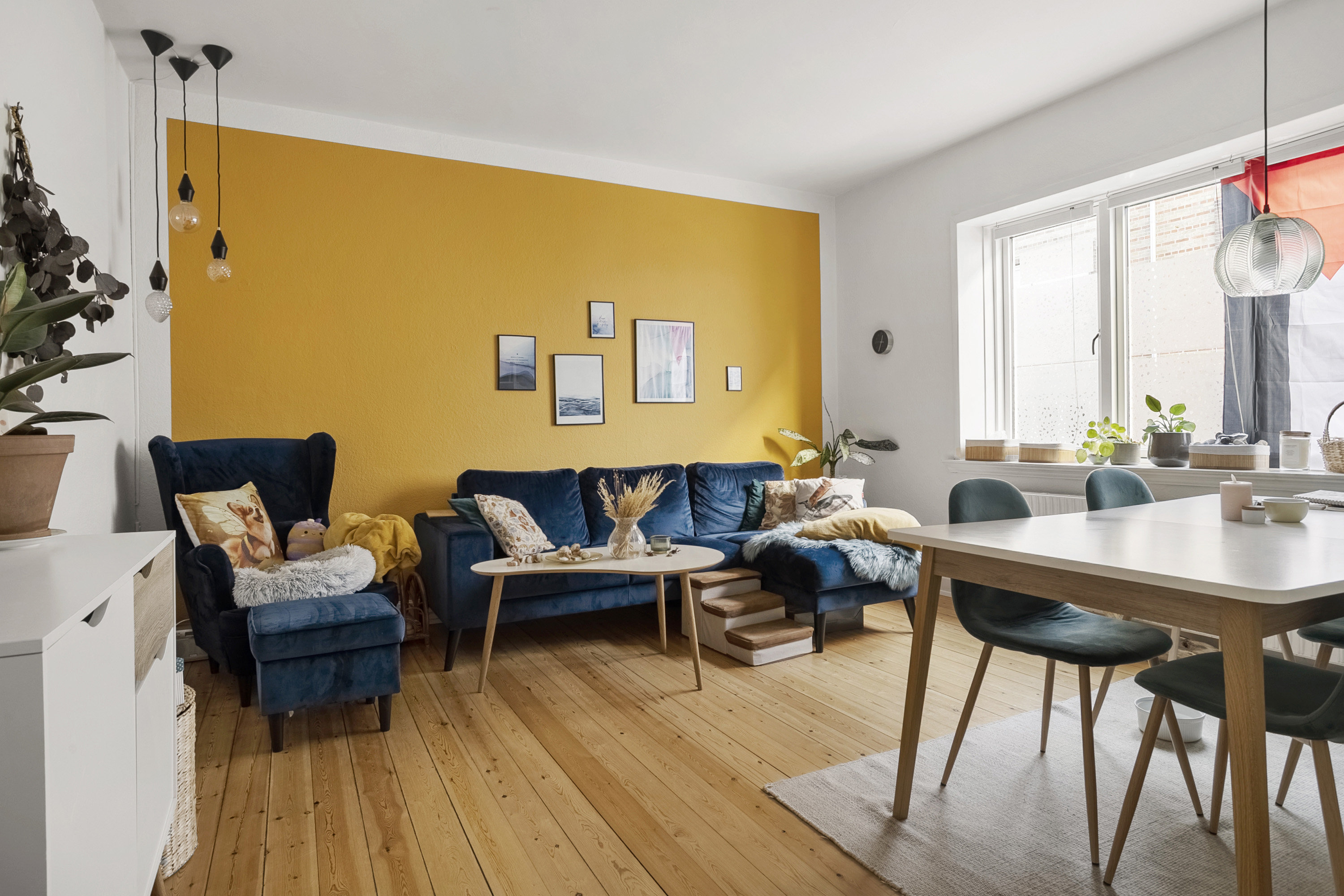 Fremhævet stue billede i fuldskærmstilstand. Billede af Ndr Kirkegårdsalle 1B, 8700 Horsens