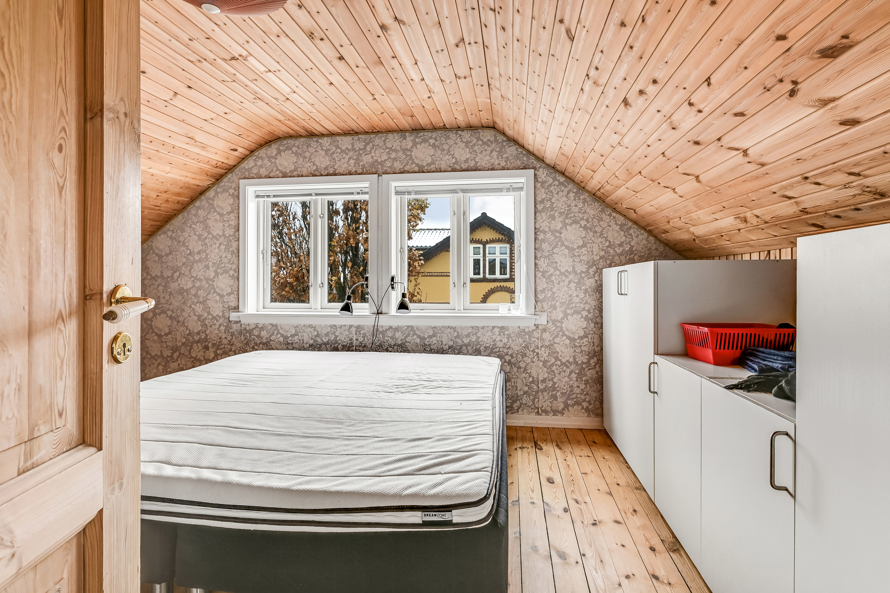 Fremhævet værelse billede i fuldskærmstilstand. Billede af Fredensgade 15, 6705 Esbjerg Ø