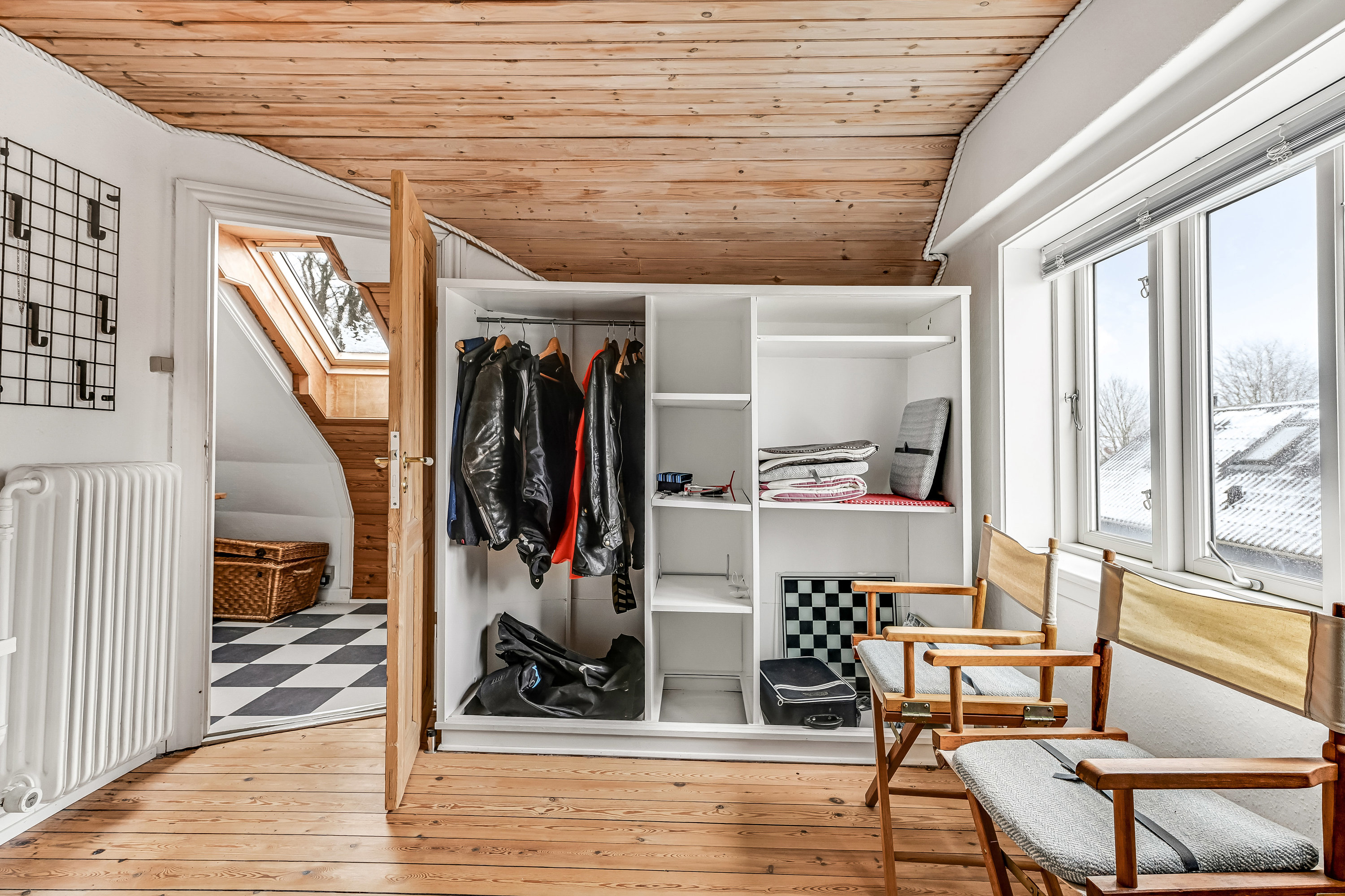 Fremhævet stue billede i fuldskærmstilstand. Billede af Fredensgade 15, 6705 Esbjerg Ø