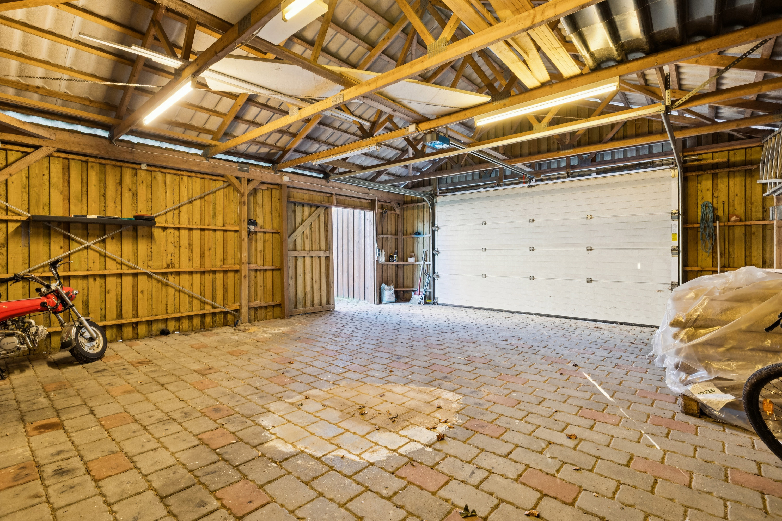 Fremhævet garage billede i fuldskærmstilstand. Billede af Ndr Truevej 11, Vebbestrup, 9500 Hobro