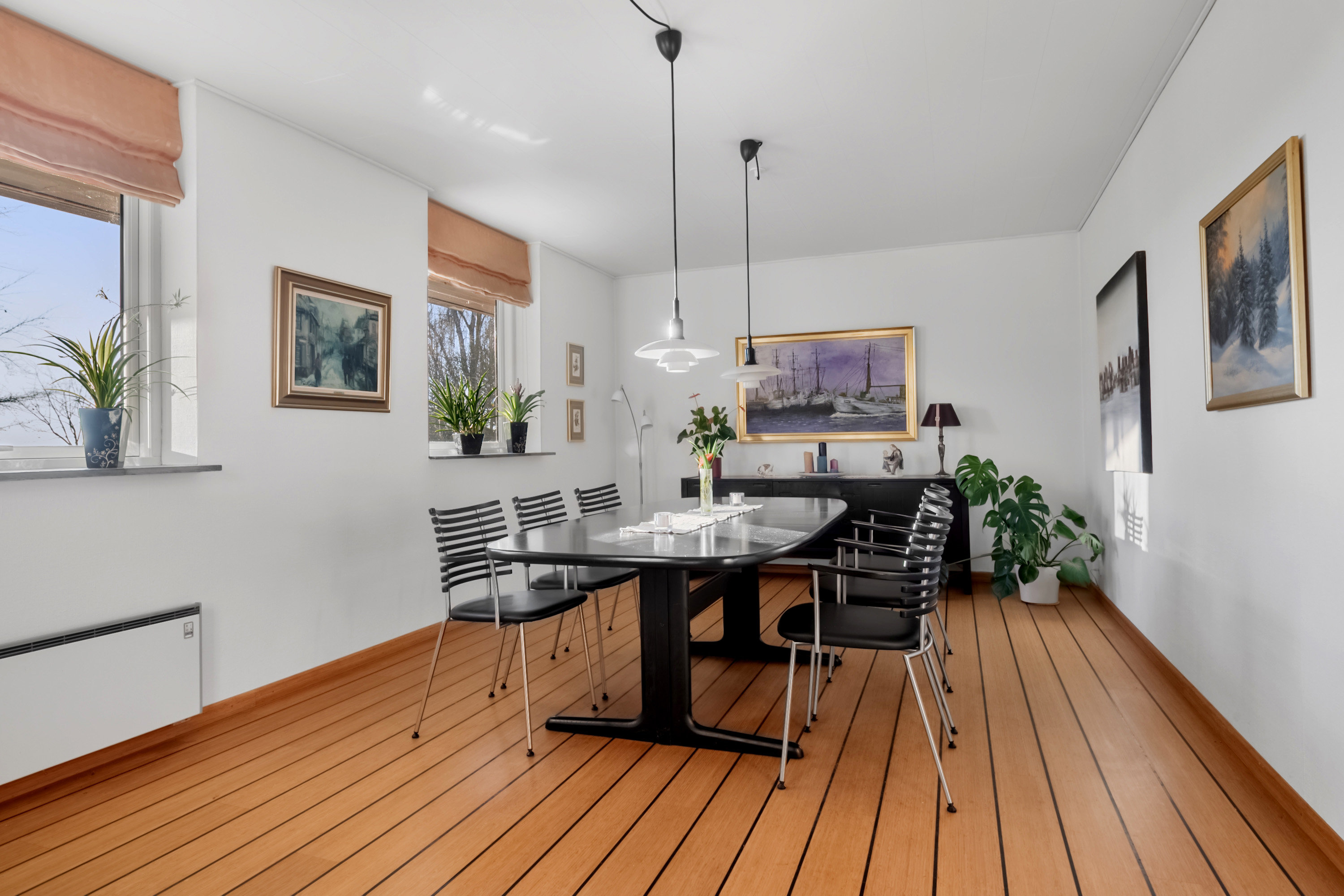 Fremhævet spisestue billede i fuldskærmstilstand. Billede af Rørth Ellevej 28, Rørth, 8300 Odder