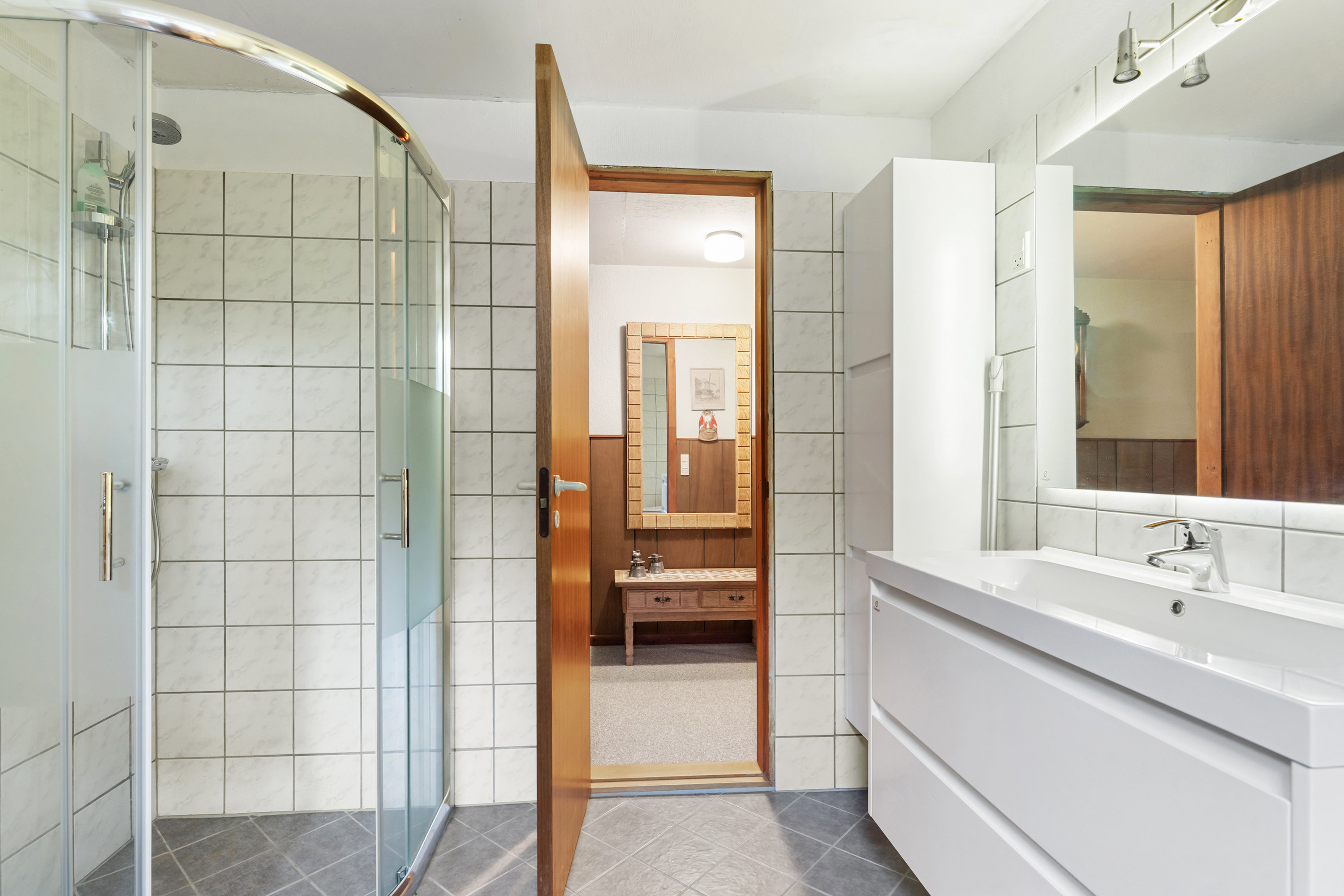 Fremhævet badeværelse billede i fuldskærmstilstand. Billede af Grønagervej 13, 9760 Vrå