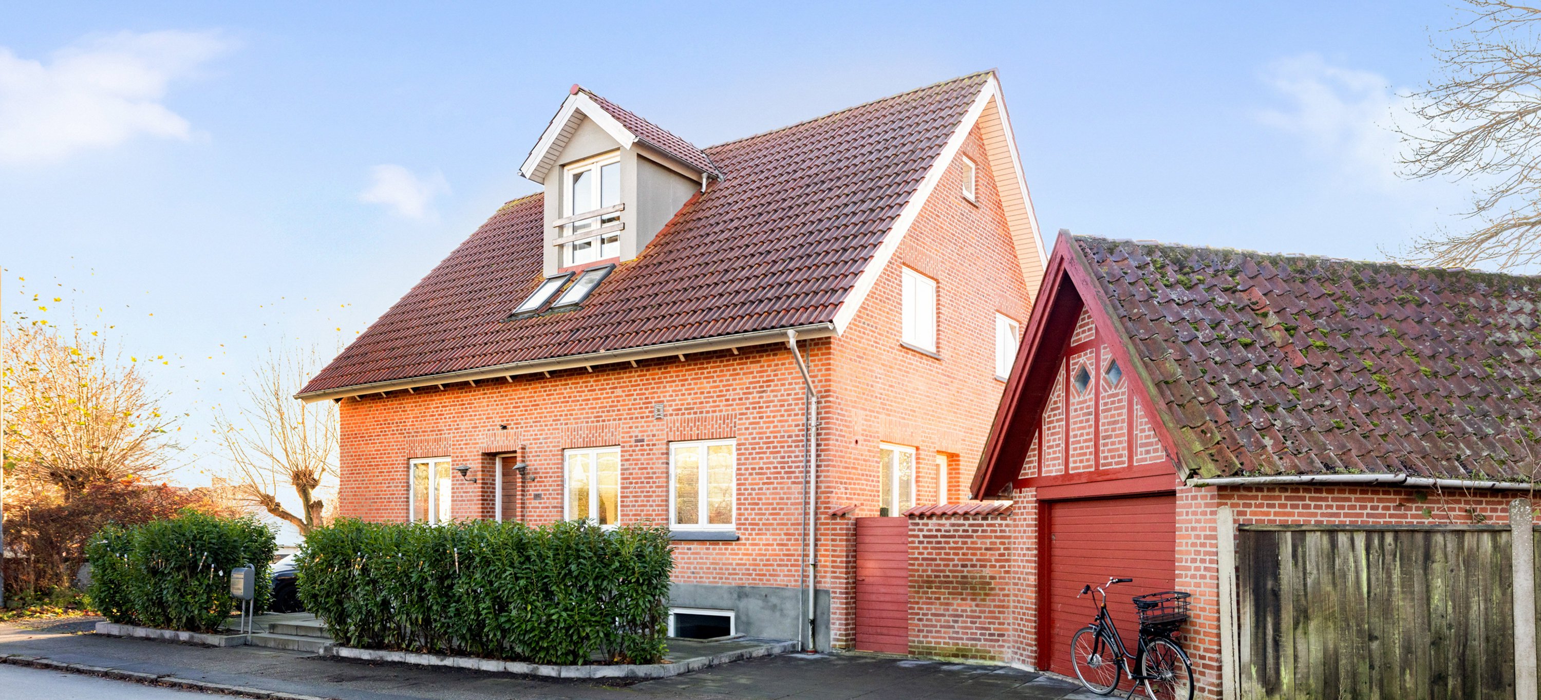 Fremhævet  billede i fuldskærmstilstand. Billede af Engdalsvej 16, 8220 Brabrand