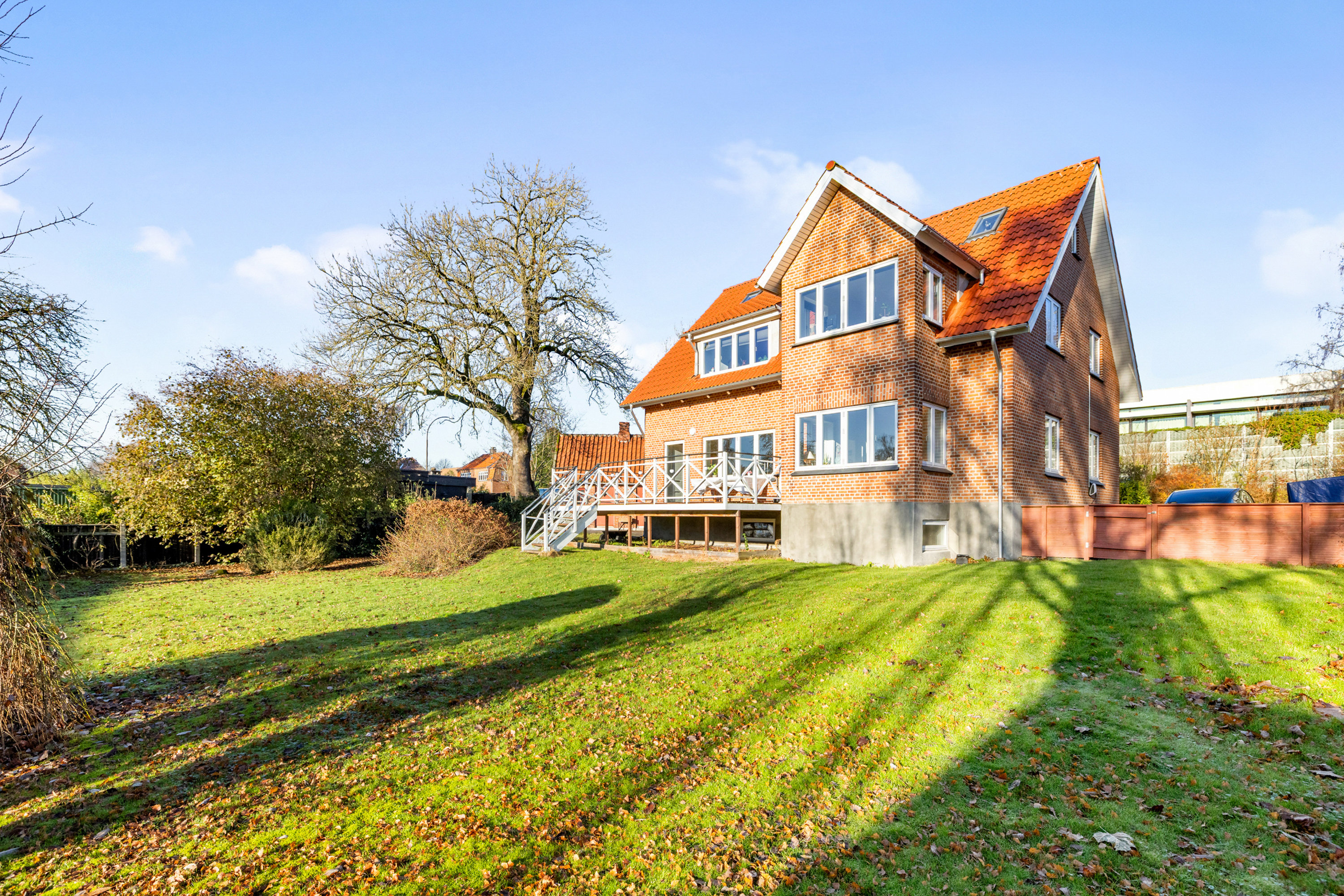 Miniaturebillede 1: . Billede af Engdalsvej 16, 8220 Brabrand