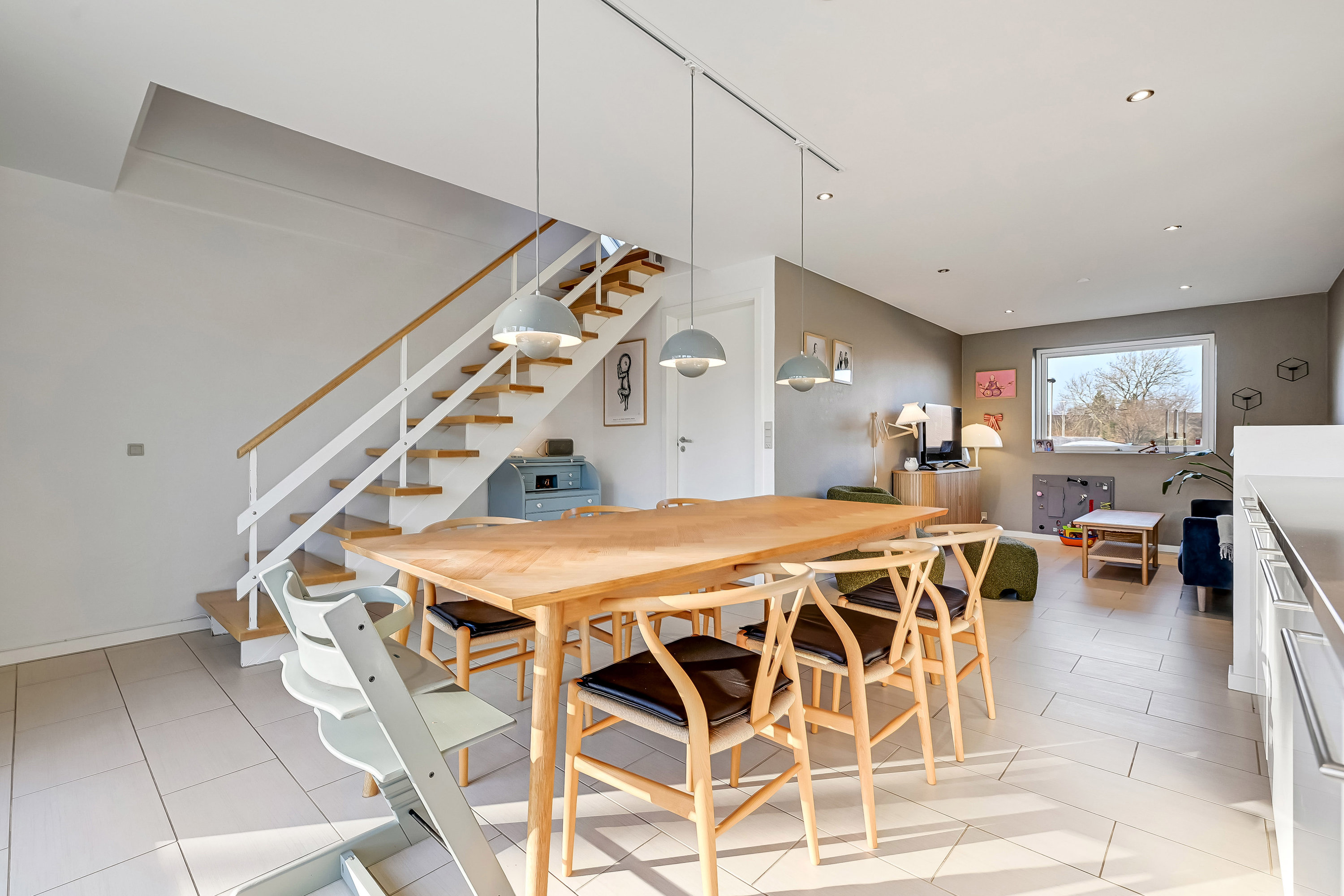 Fremhævet stue billede i fuldskærmstilstand. Billede af Sarpsborgvej 26, 7600 Struer