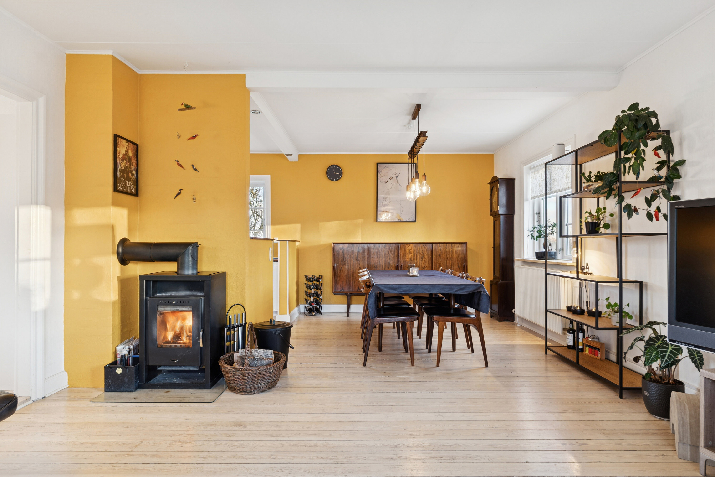 Fremhævet stue billede i fuldskærmstilstand. Billede af Kirkevej 26, Særslev, 5471 Søndersø