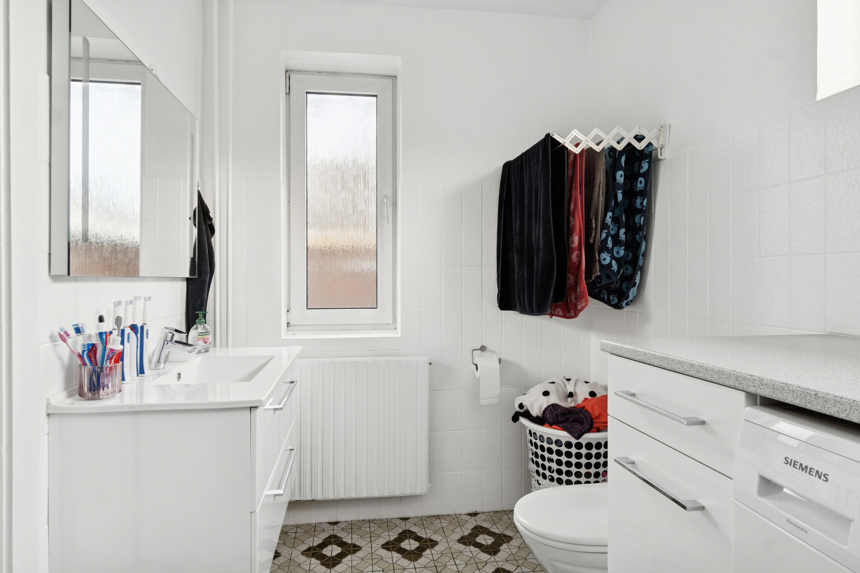 Fremhævet badeværelse billede i fuldskærmstilstand. Billede af Sdr Jernløsevej 19, Sdr. Jernløse, 4420 Regstrup