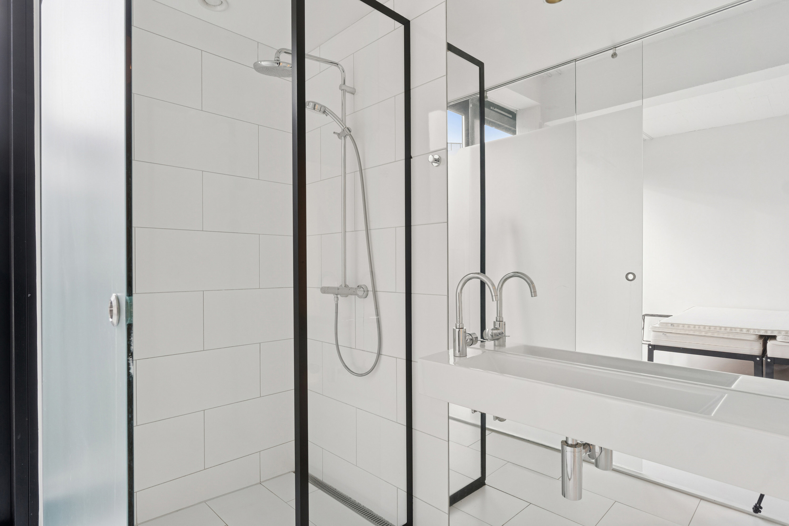 Fremhævet badeværelse billede i fuldskærmstilstand. Billede af Islands Brygge 81C, 4. tv., 2300 København S