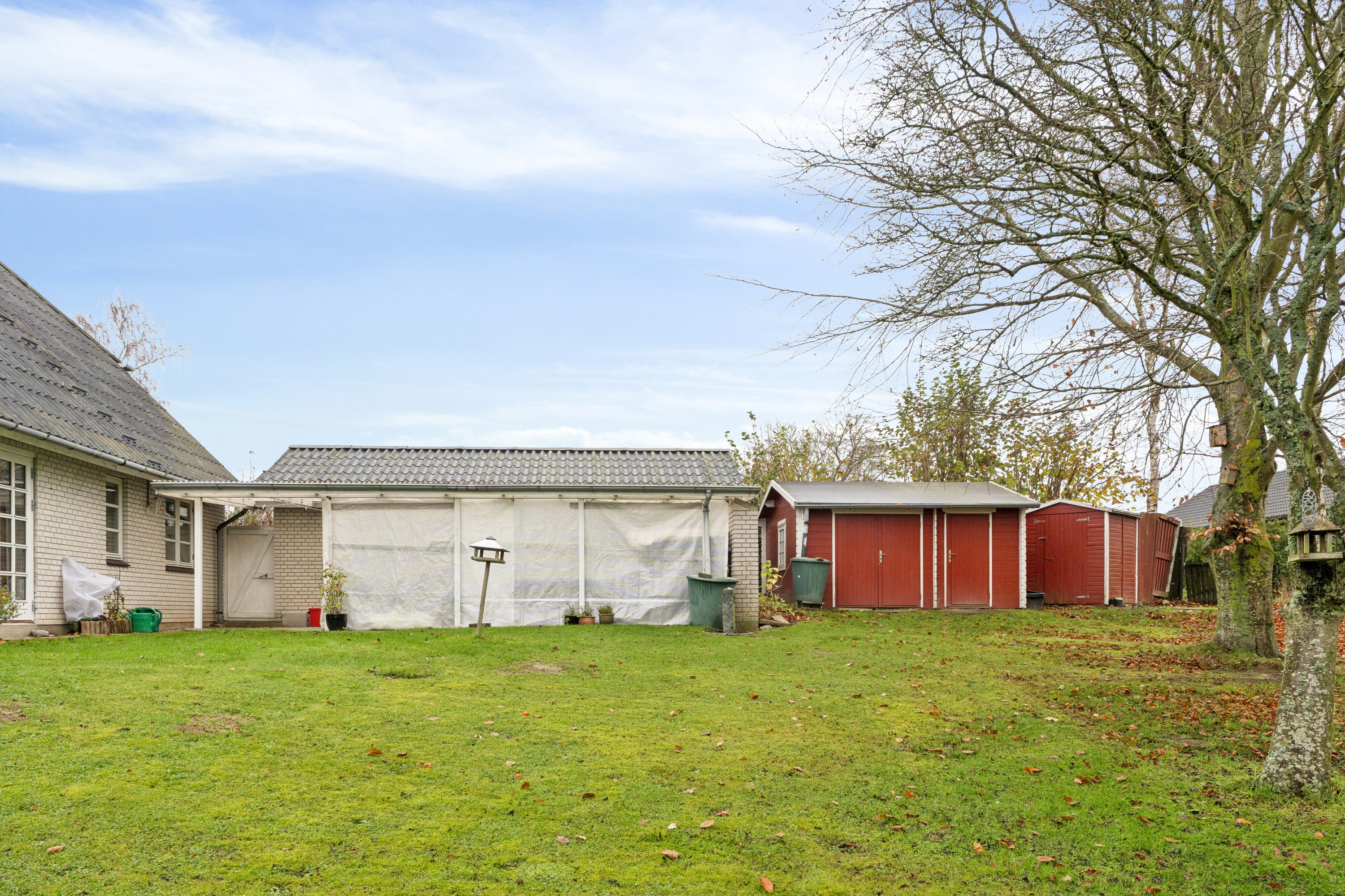 Fremhævet set fra haven billede i fuldskærmstilstand. Billede af Gøgeurtvej 3, 4760 Vordingborg