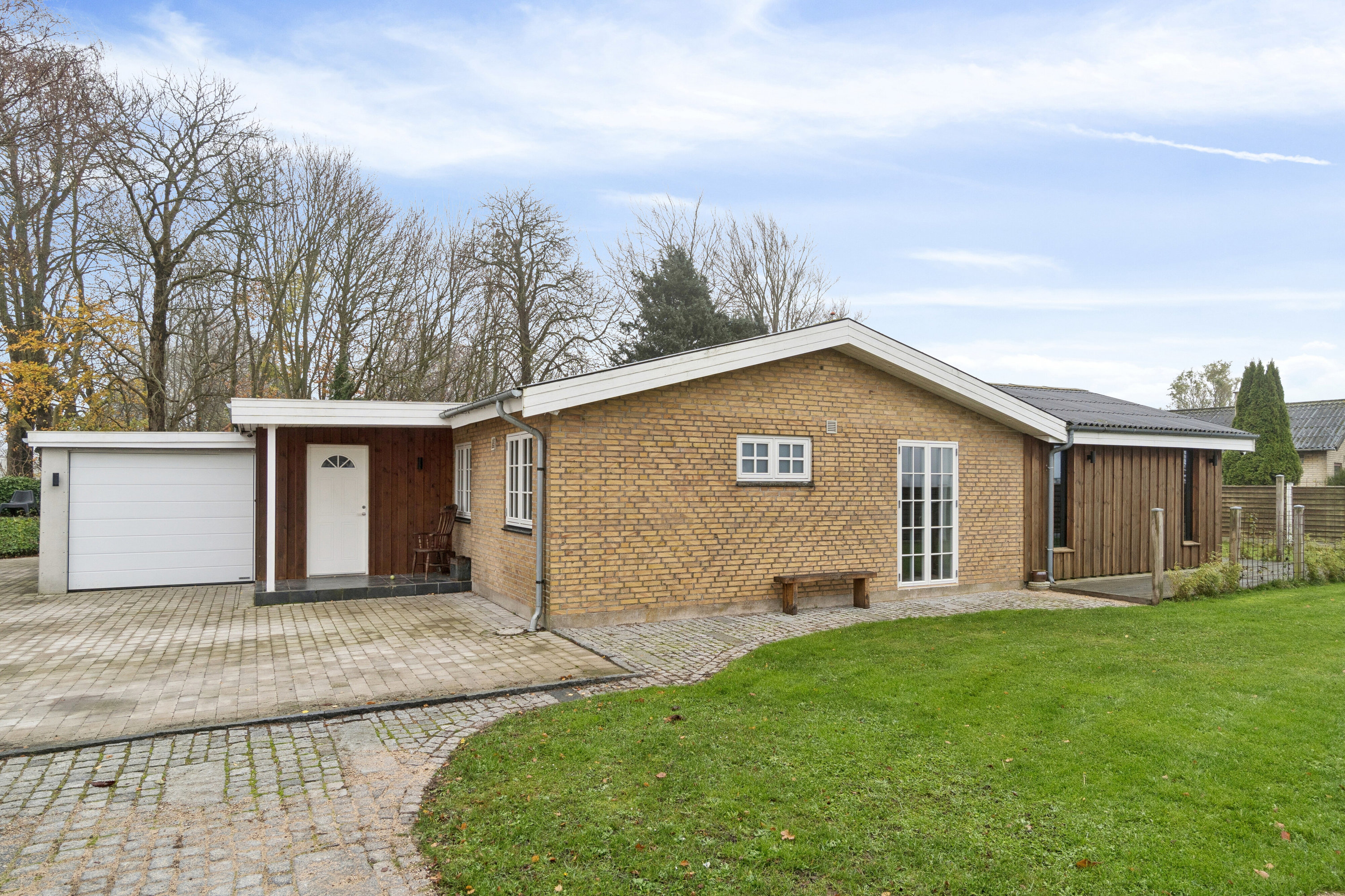 Fremhævet set fra vejen billede i fuldskærmstilstand. Billede af Ulsevej 30, Olstrup, 4690 Haslev