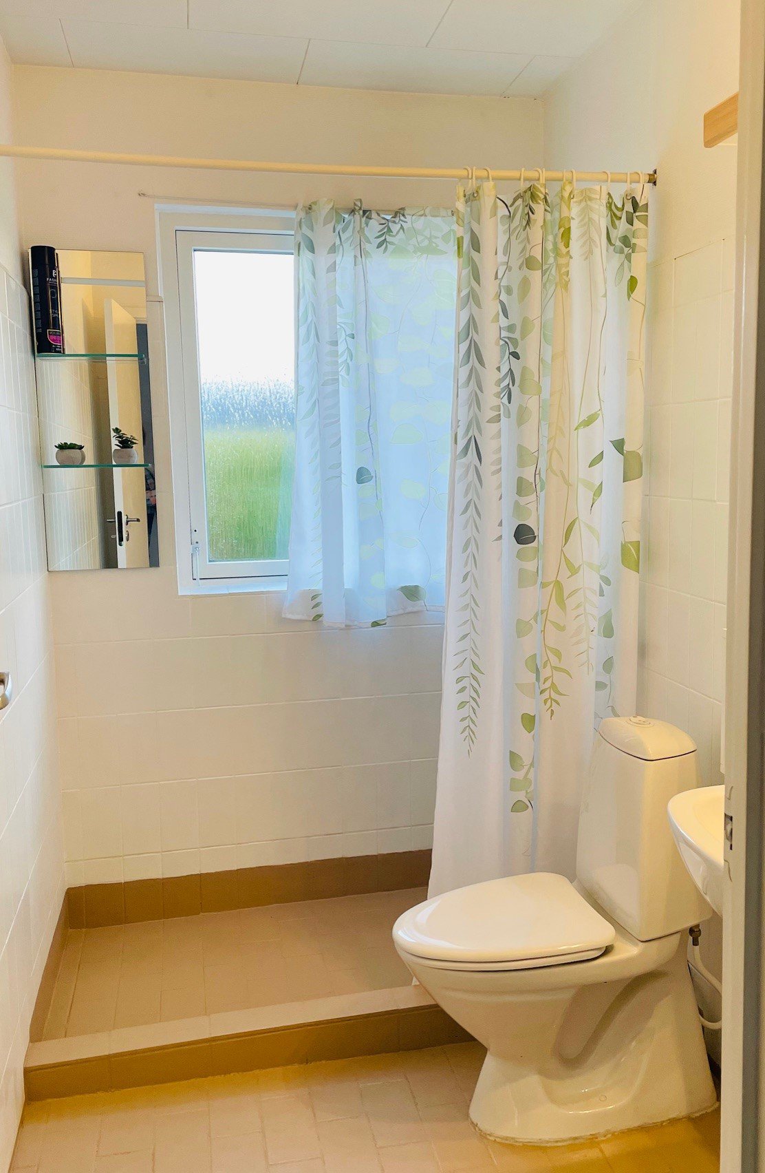 Fremhævet badeværelse  billede i fuldskærmstilstand. Billede af Piletoften 29, 2630 Taastrup