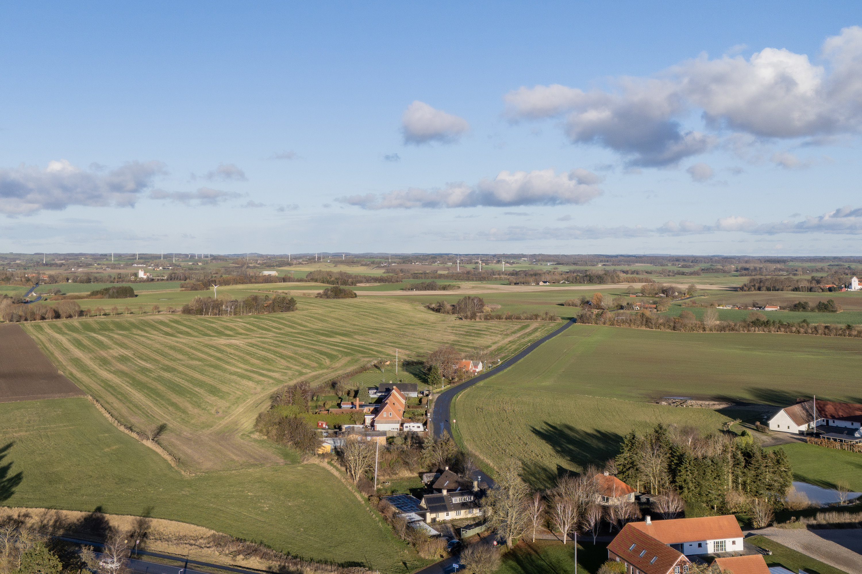 Fremhævet  billede i fuldskærmstilstand. Billede af Gierslevvej 1, Løve, 4270 Høng