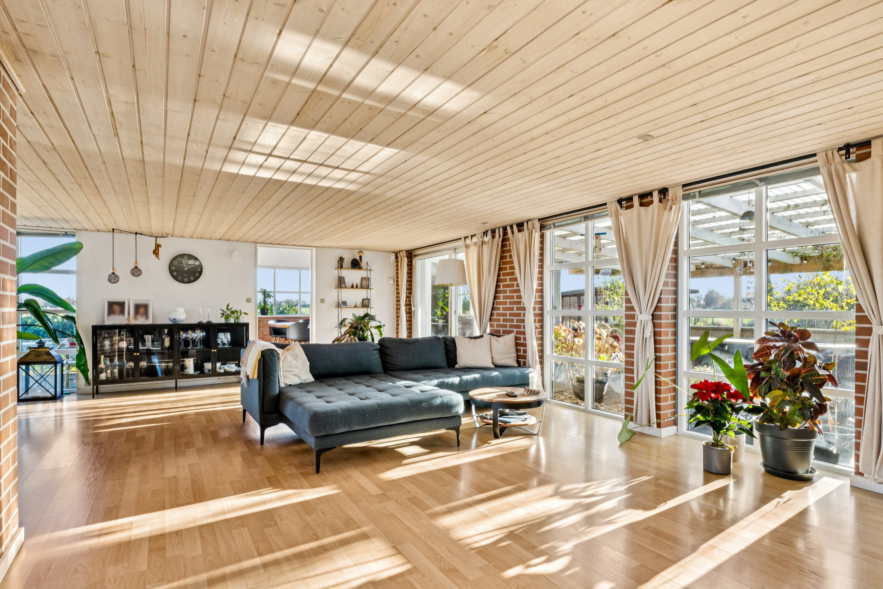 Fremhævet  billede i fuldskærmstilstand. Billede af Lykkebrovej 1, 4672 Klippinge